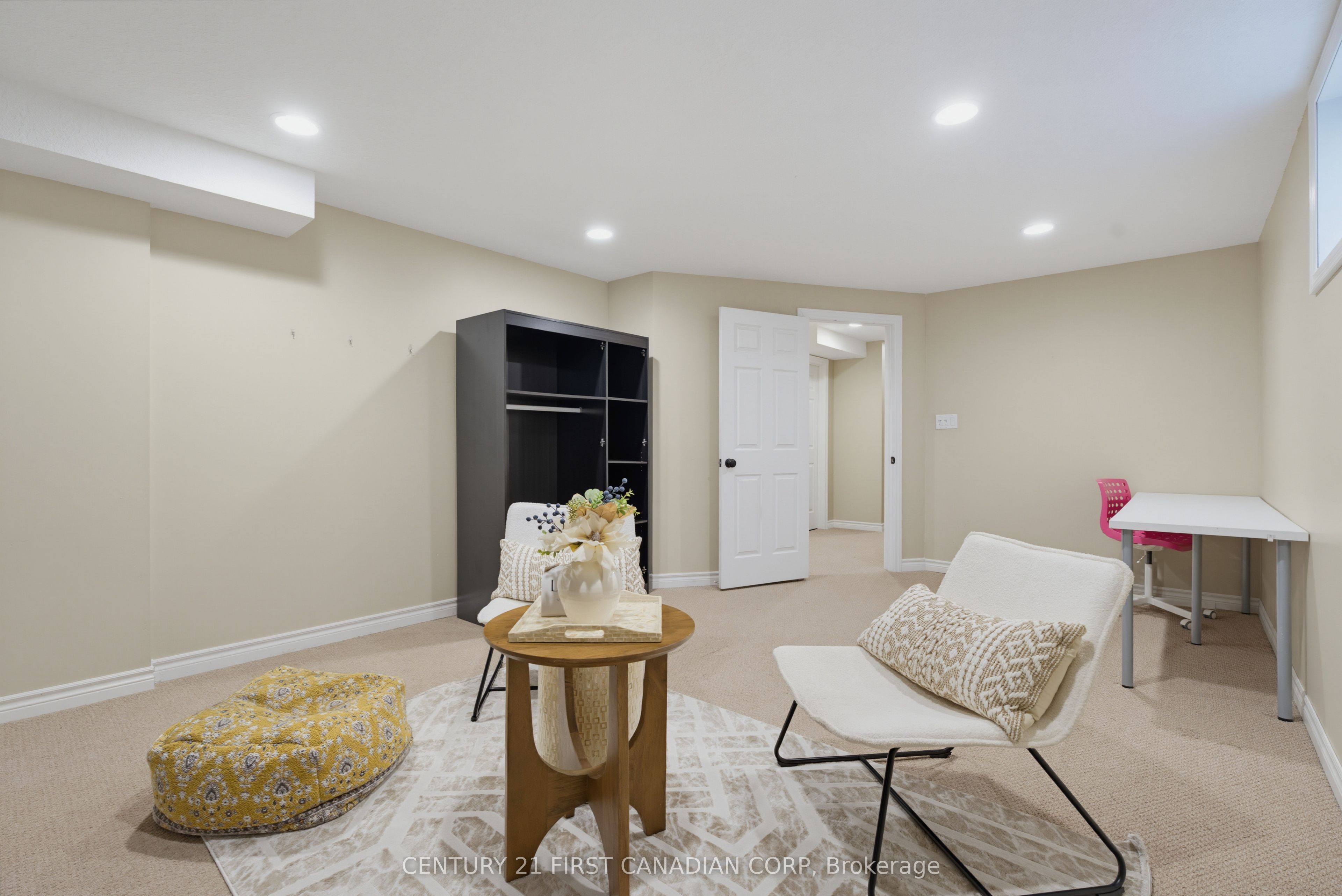1197 Smither Road Property Photo 32