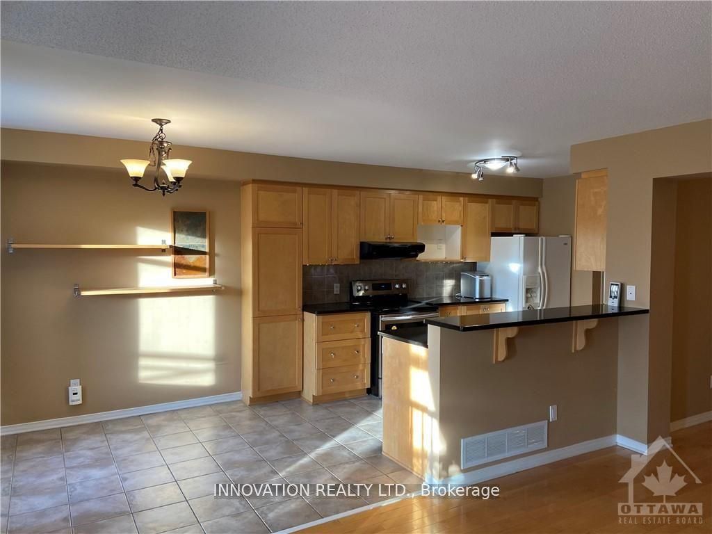 288 Goldridge Drive Property Photo 6