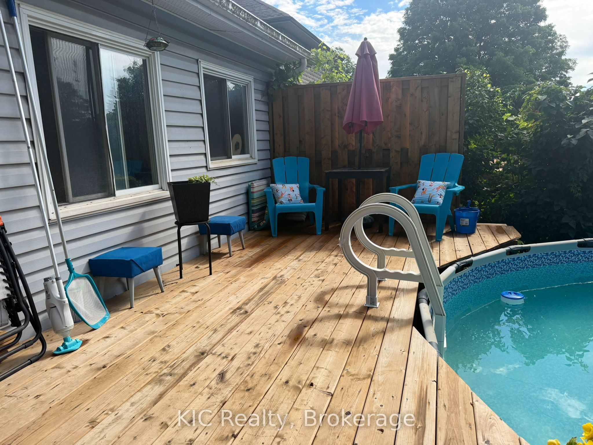 48 George Street E Property Photo 11