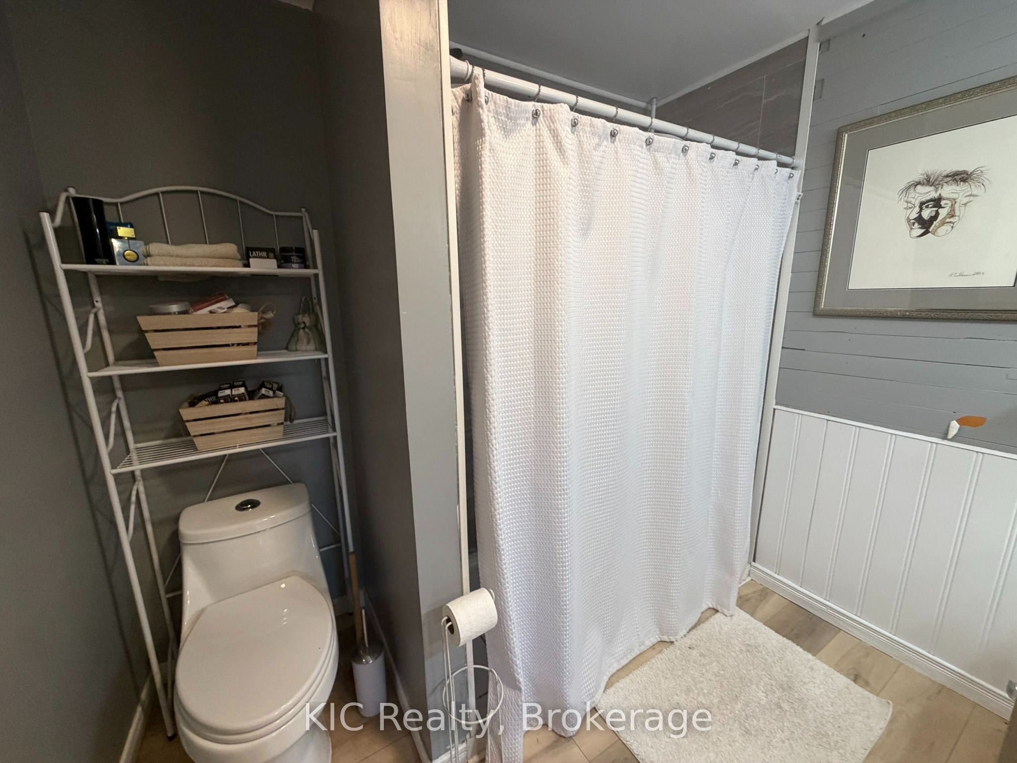 48 George Street E Property Photo 13