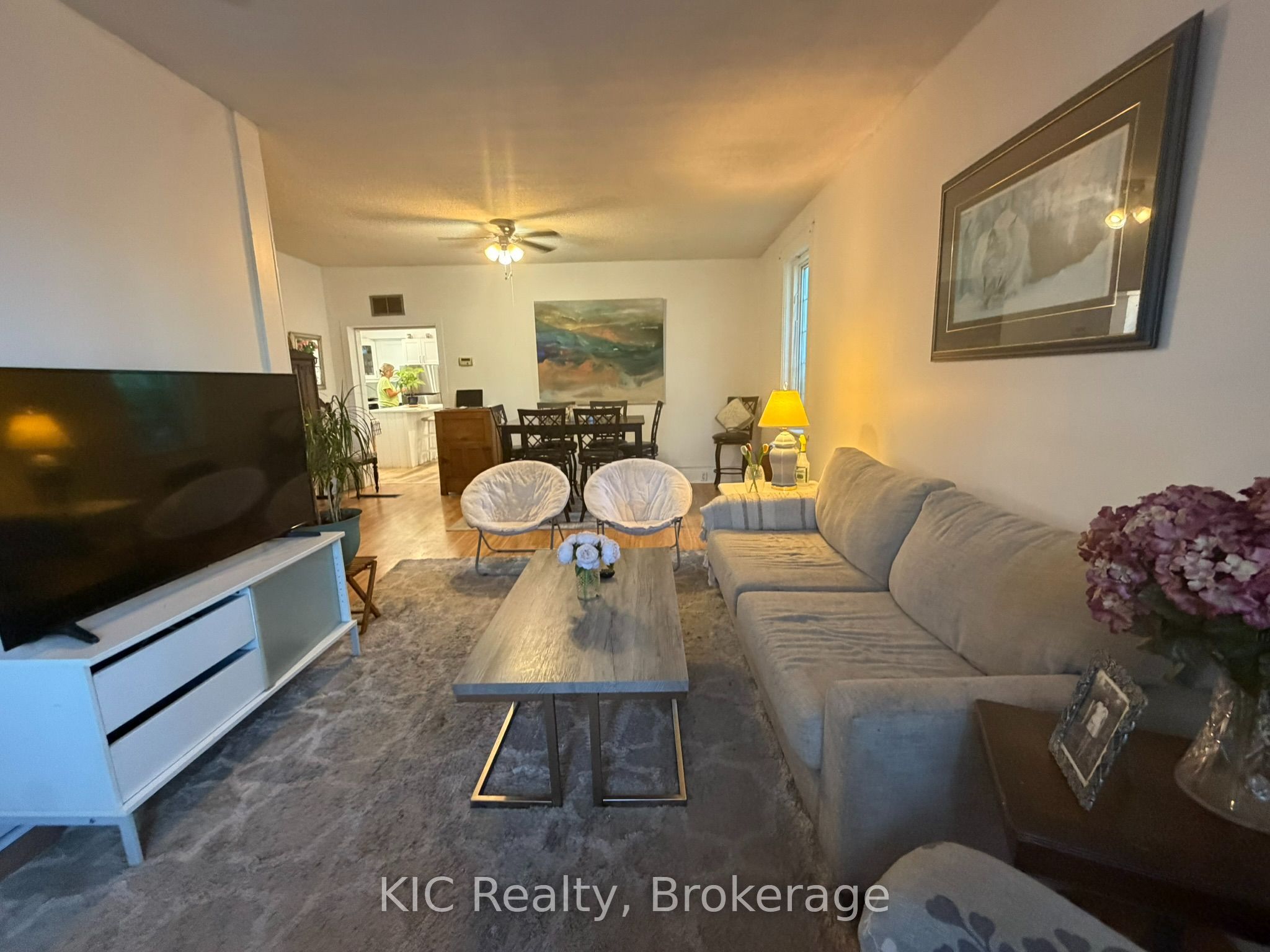 48 George Street E Property Photo 17