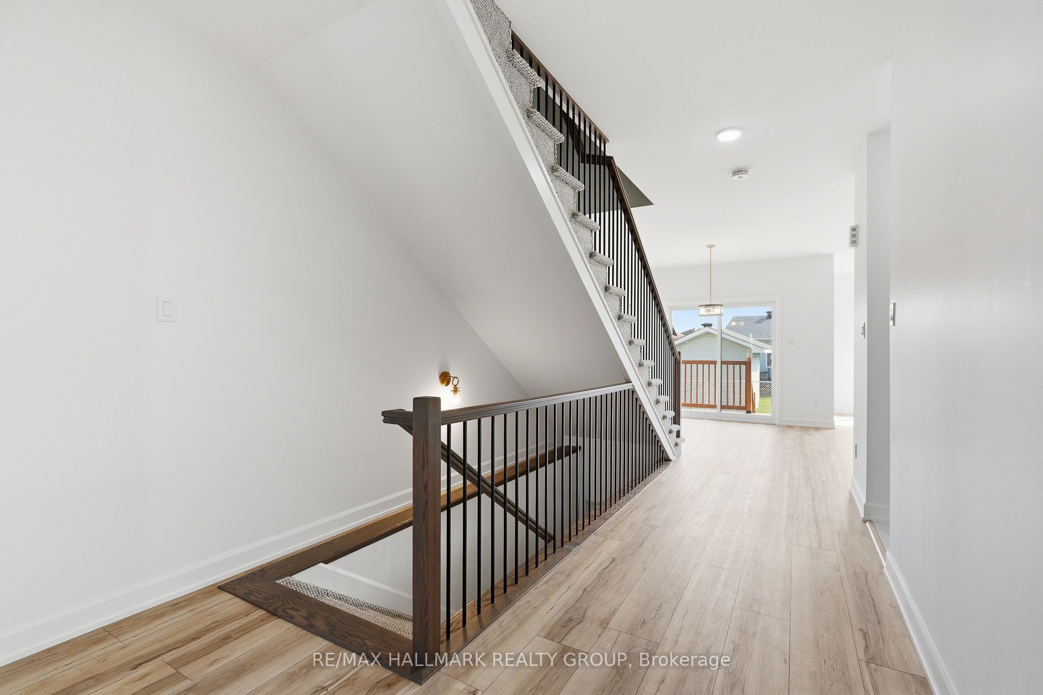 146 Elizabeth Drive Property Photo 9