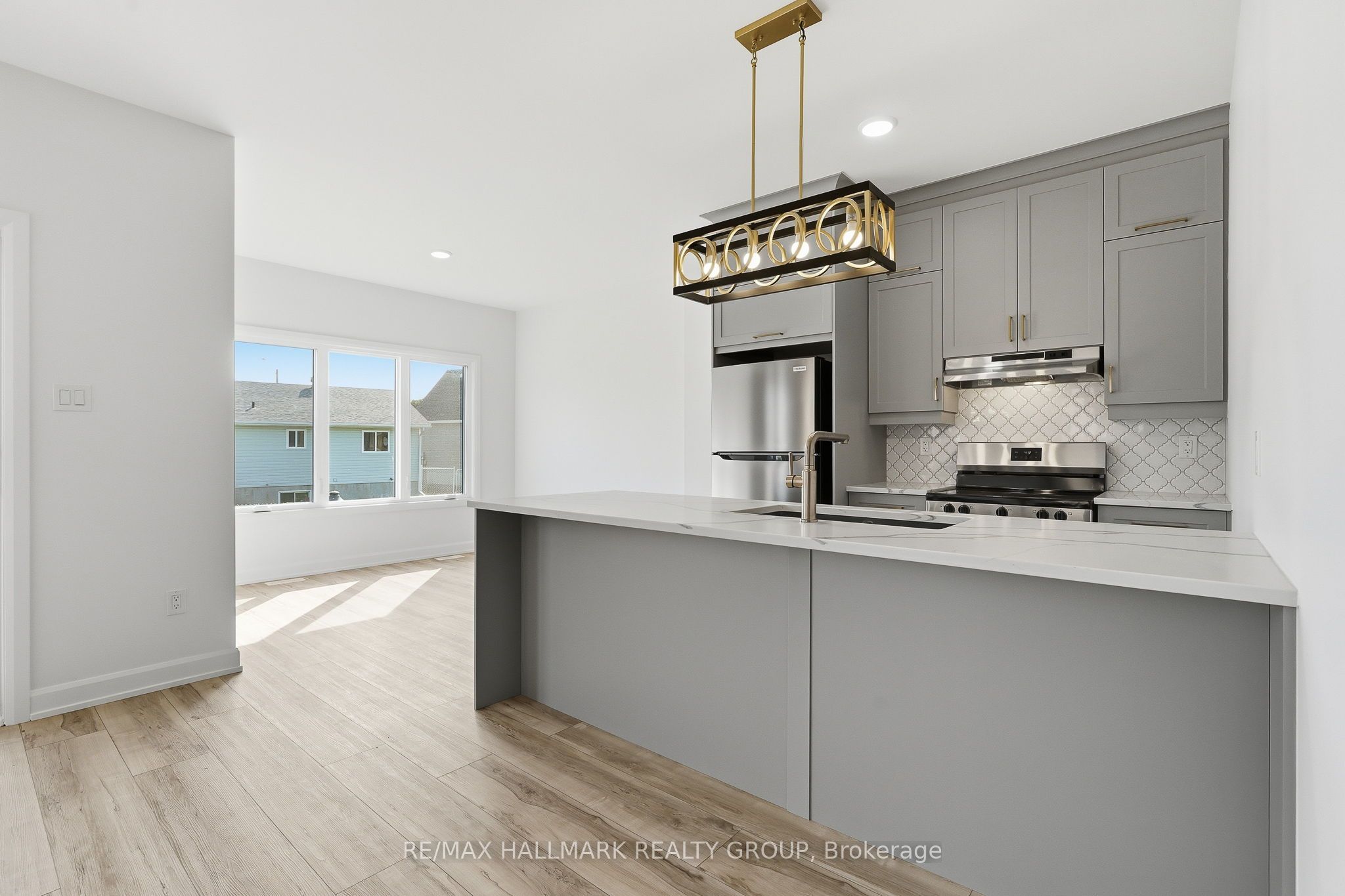 146 Elizabeth Drive Property Photo 12