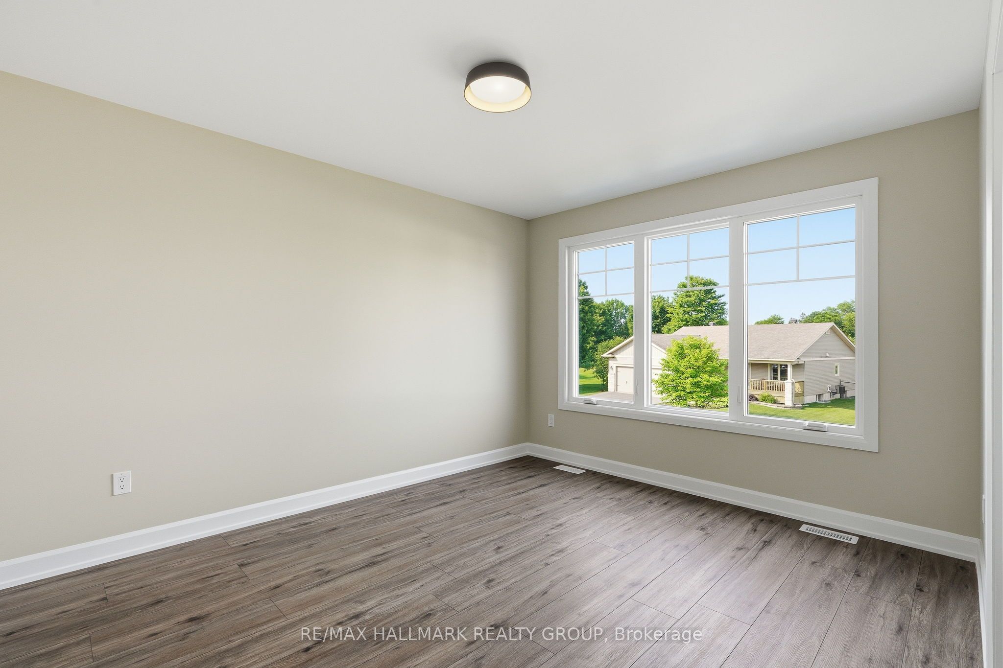146 Elizabeth Drive Property Photo 24
