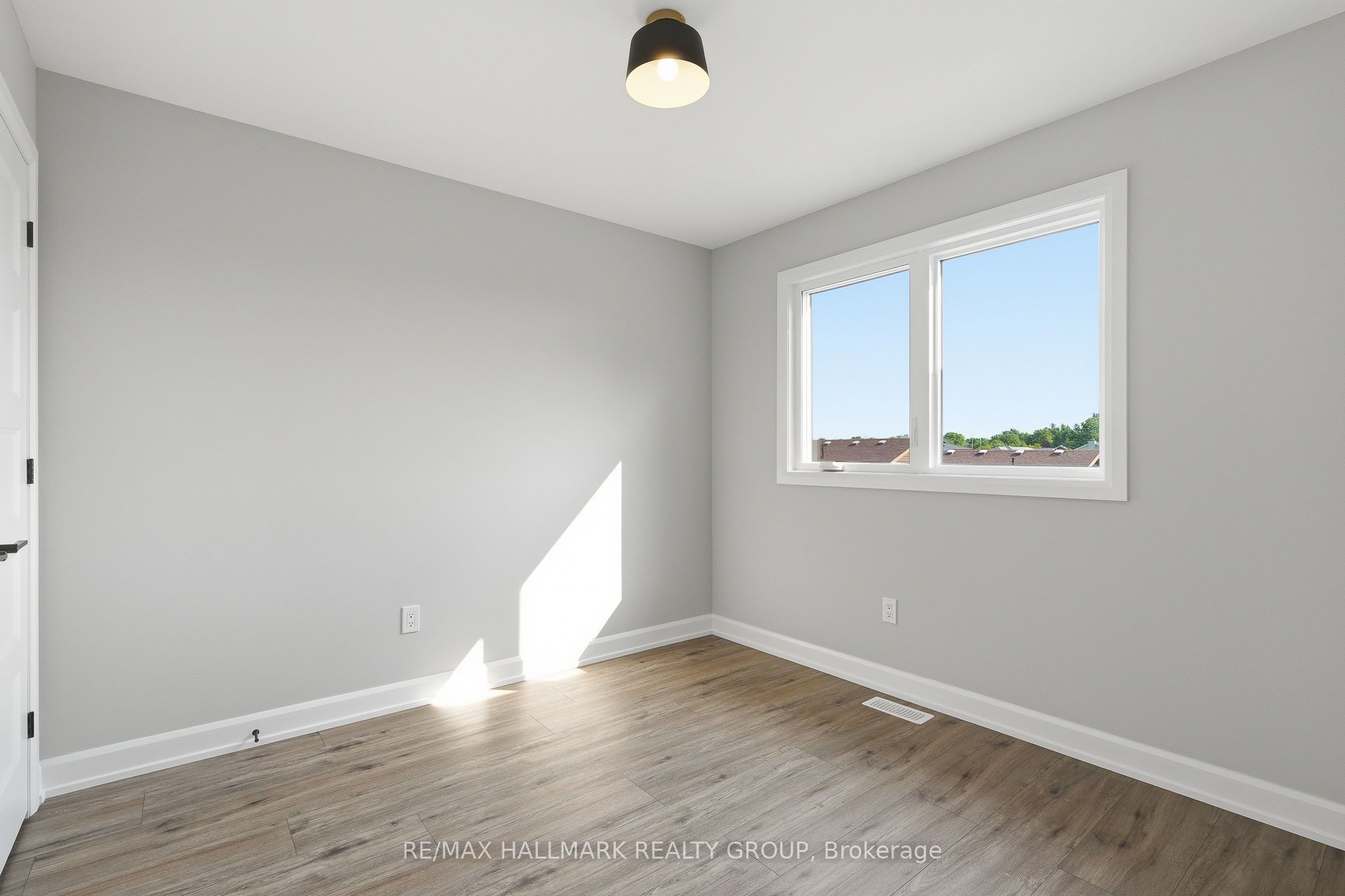 146 Elizabeth Drive Property Photo 31