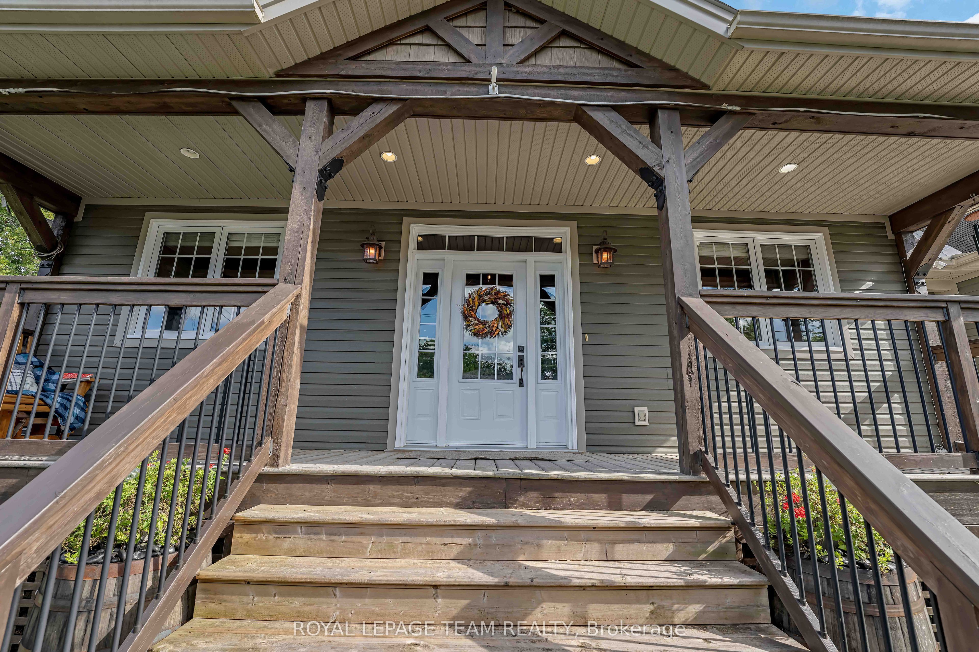 22 Centre Street Property Photo 8