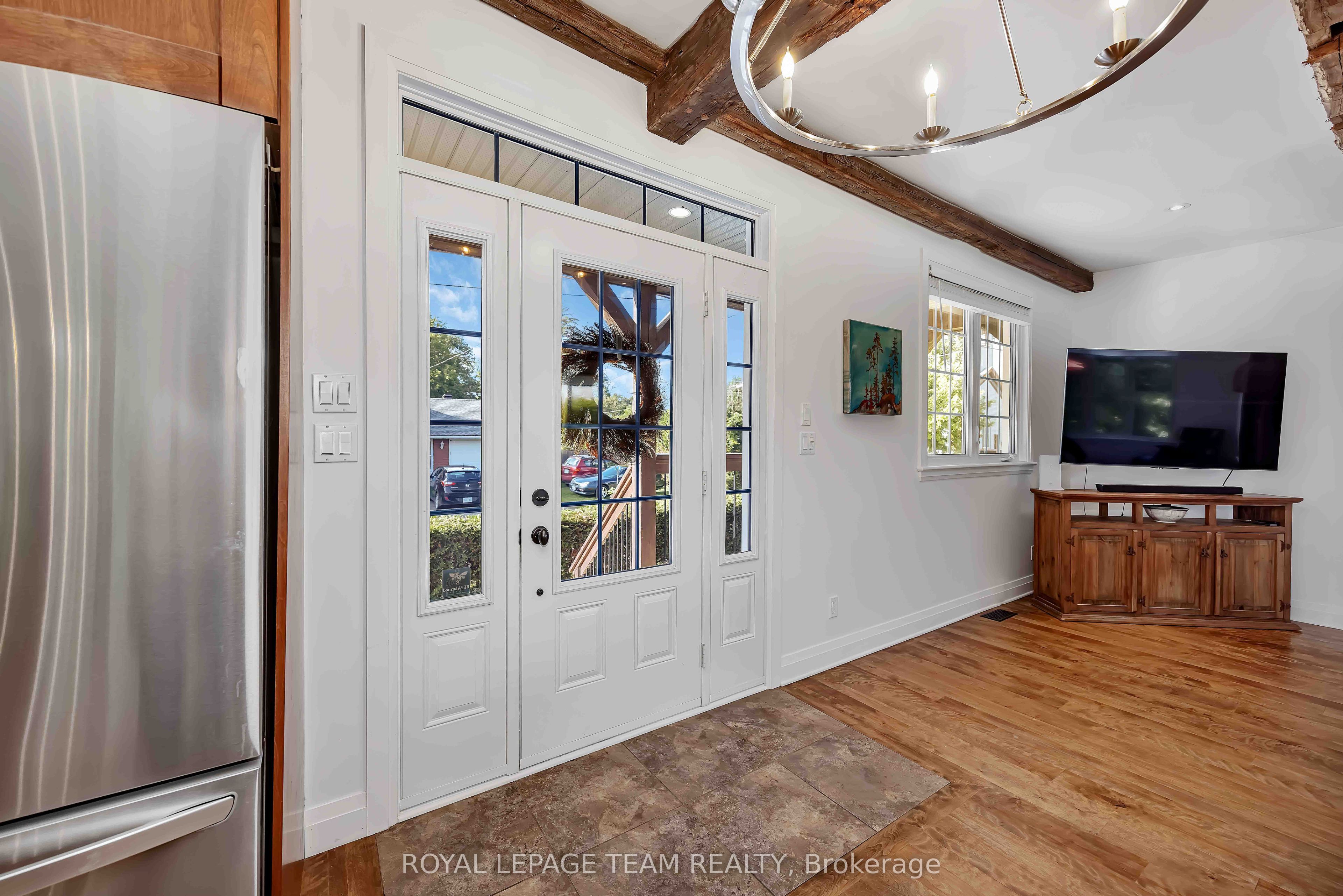 22 Centre Street Property Photo 9