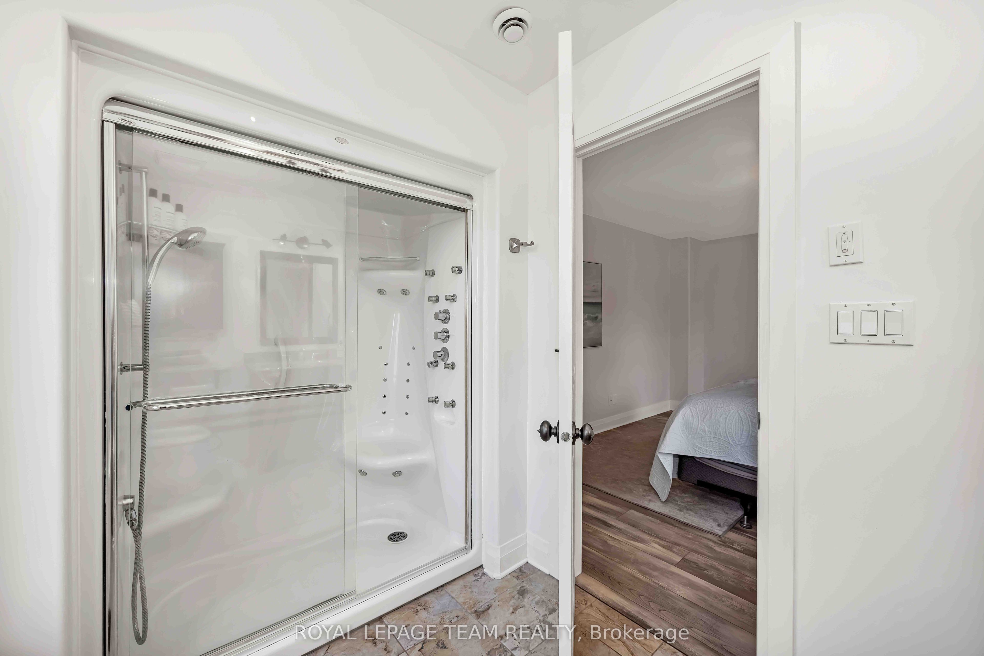 22 Centre Street Property Photo 29