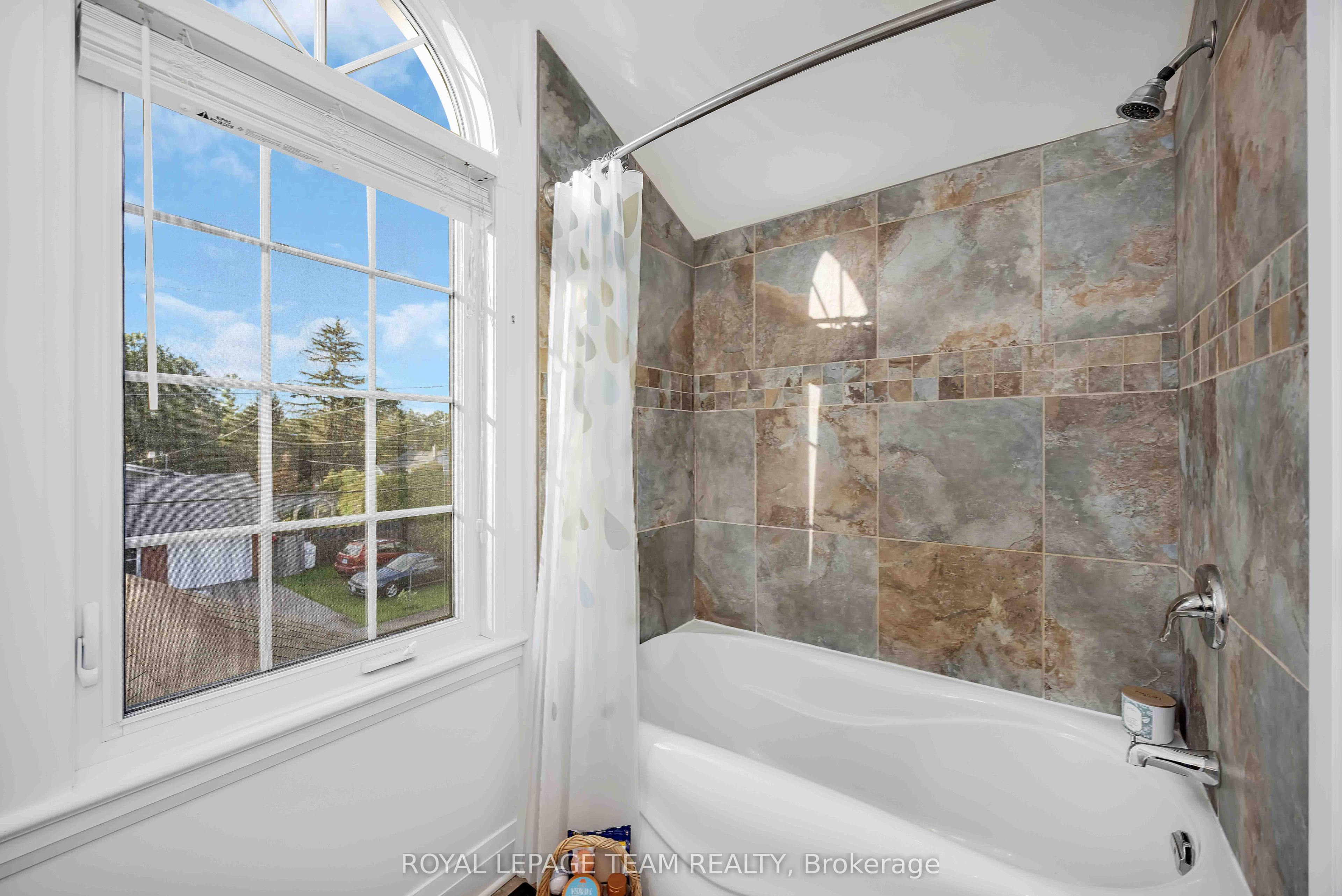 22 Centre Street Property Photo 33