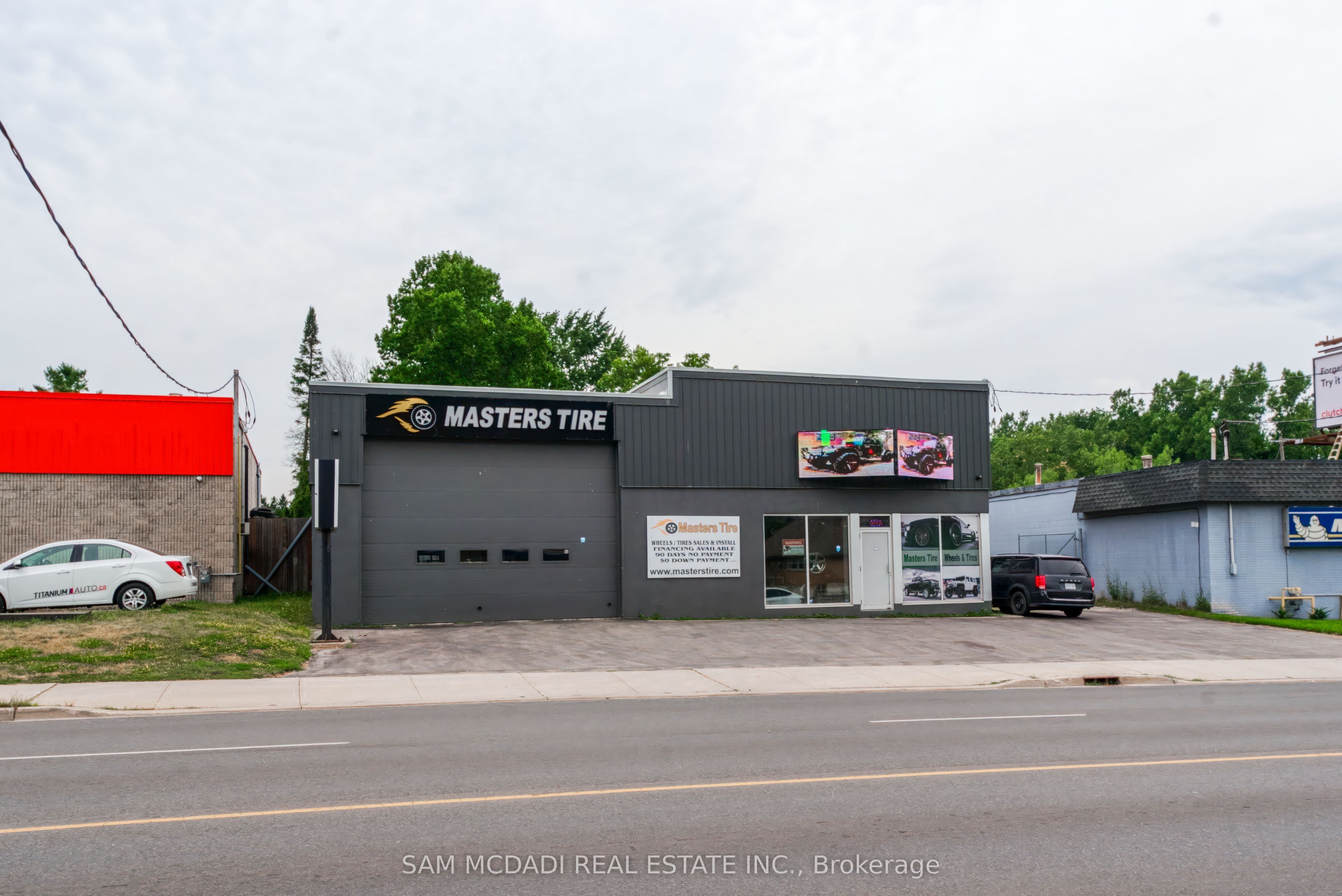 205 Wharncliffe Road S Property Photo 1