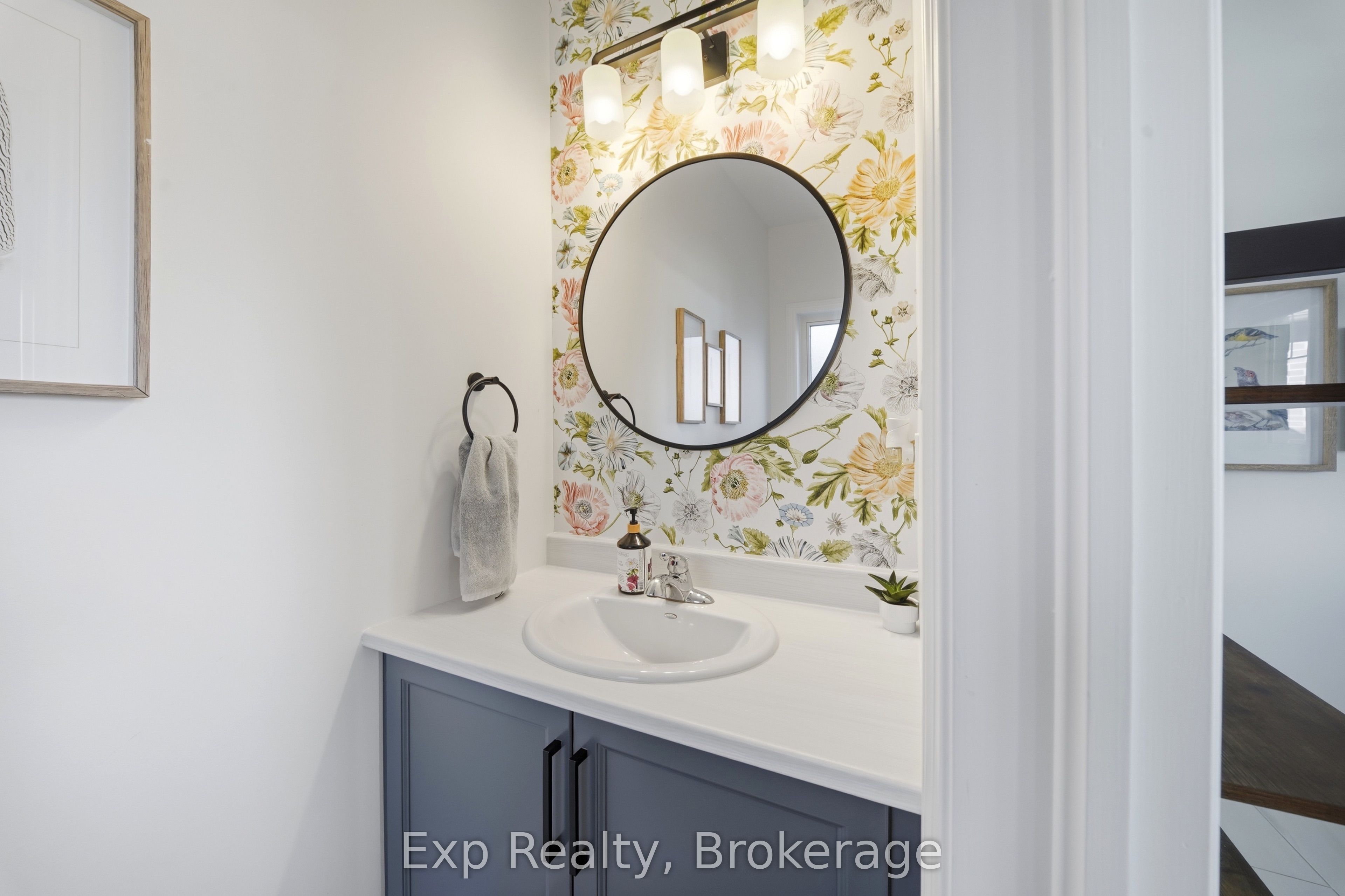 14 Athabaska Drive Property Photo 7