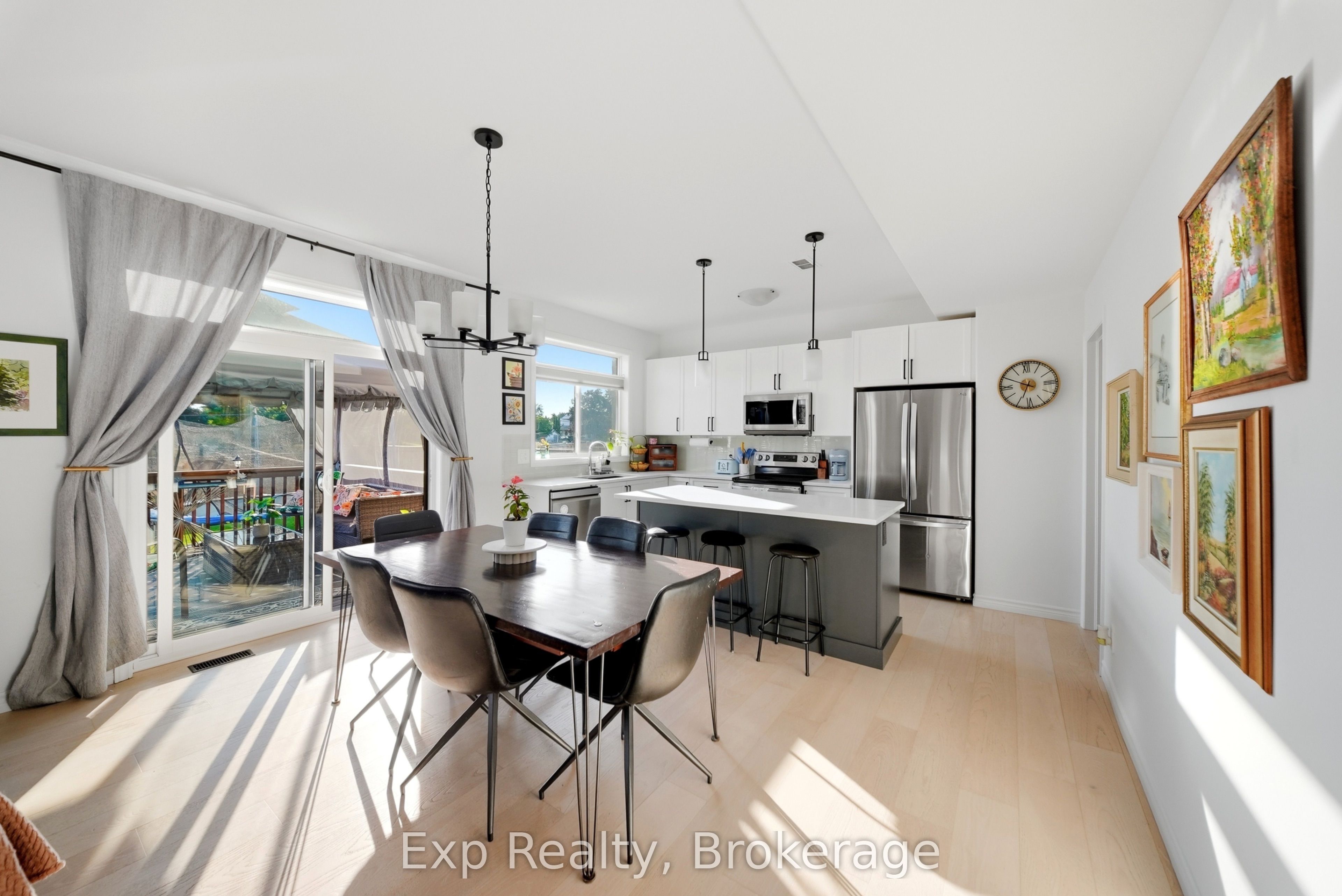 14 Athabaska Drive Property Photo 16