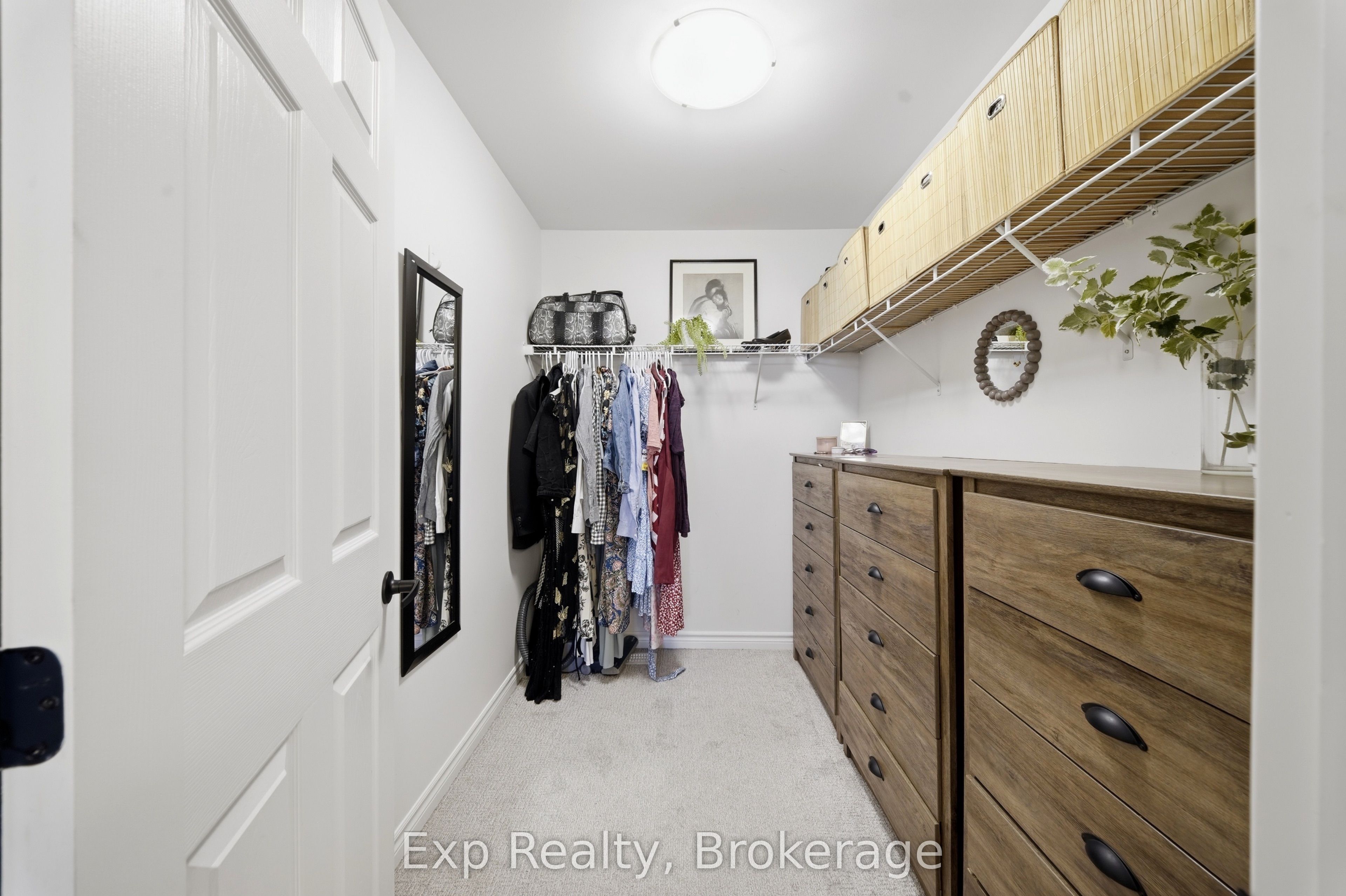 14 Athabaska Drive Property Photo 32