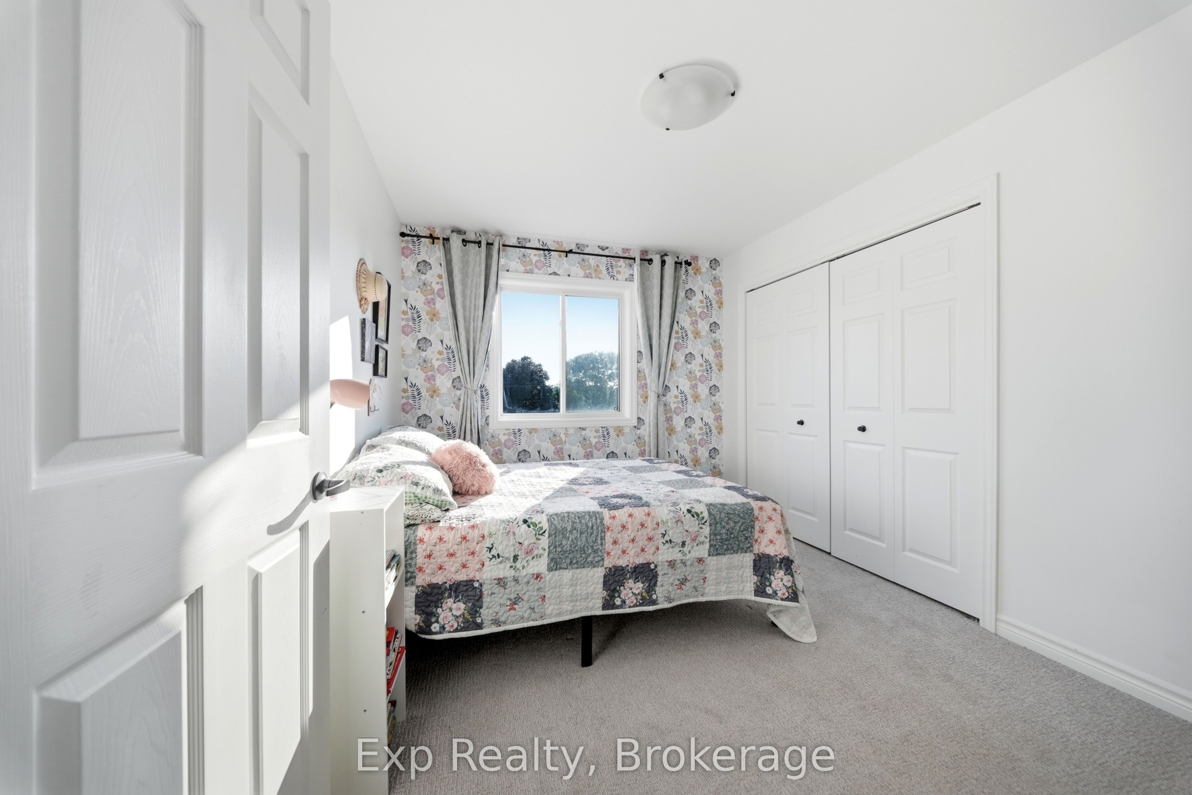 14 Athabaska Drive Property Photo 36