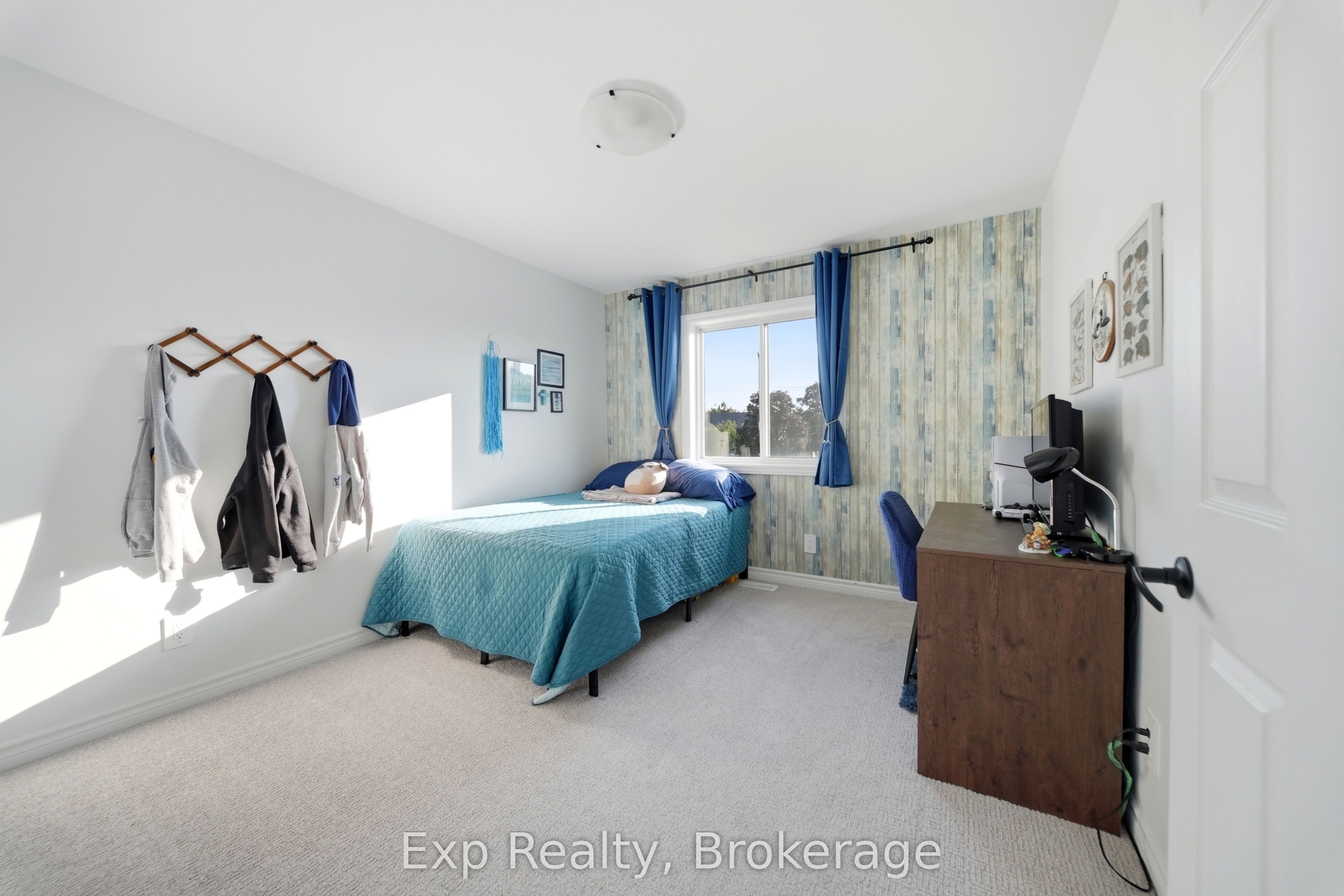 14 Athabaska Drive Property Photo 38