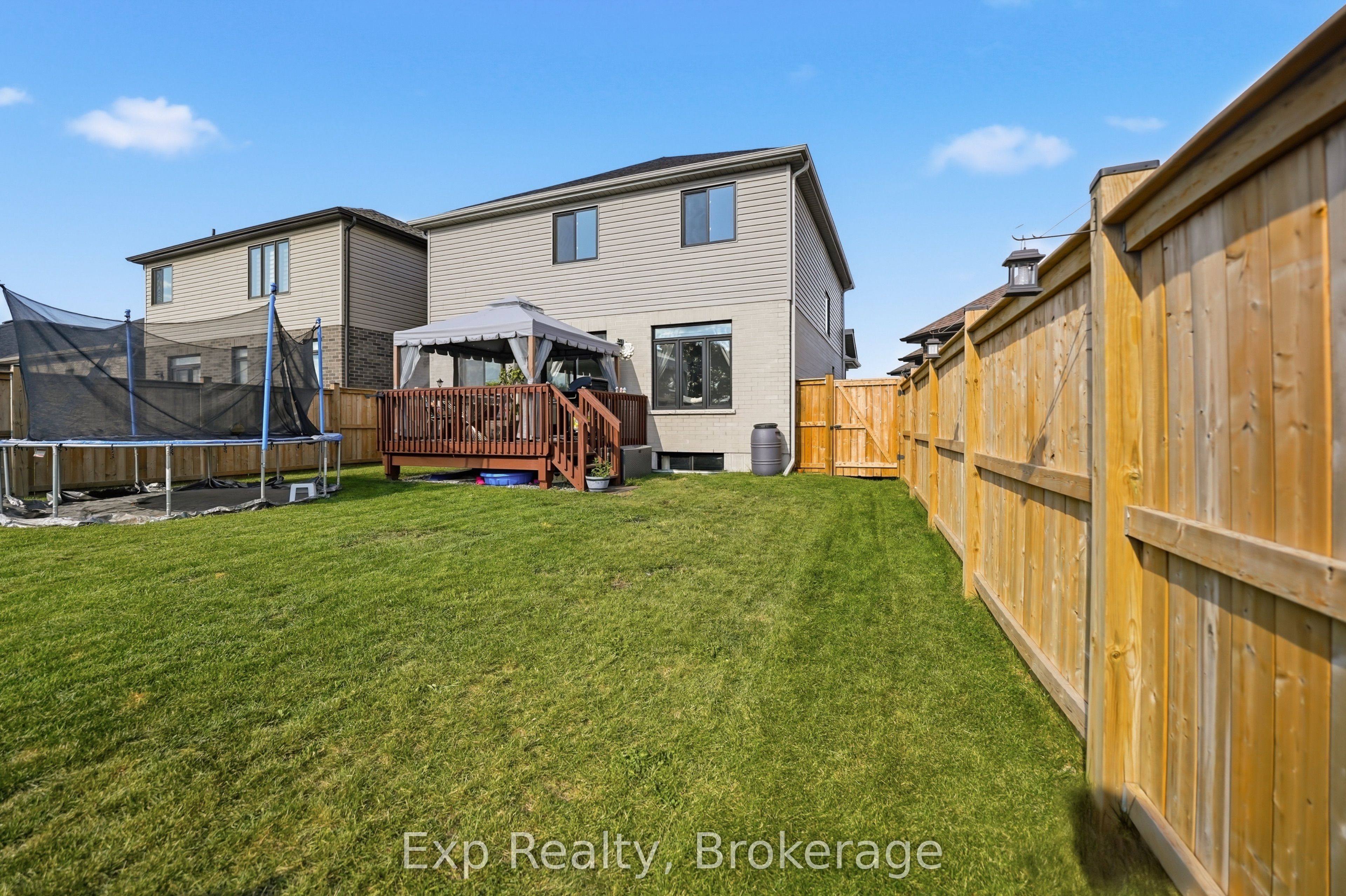 14 Athabaska Drive Property Photo 41