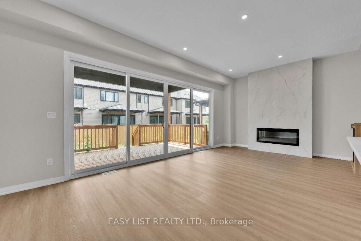 115 Ivy Crescent Property Photo 8