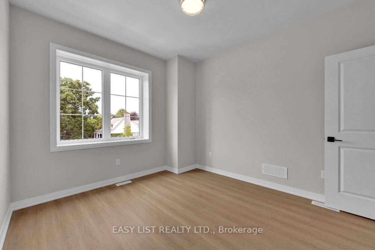 115 Ivy Crescent Property Photo 17