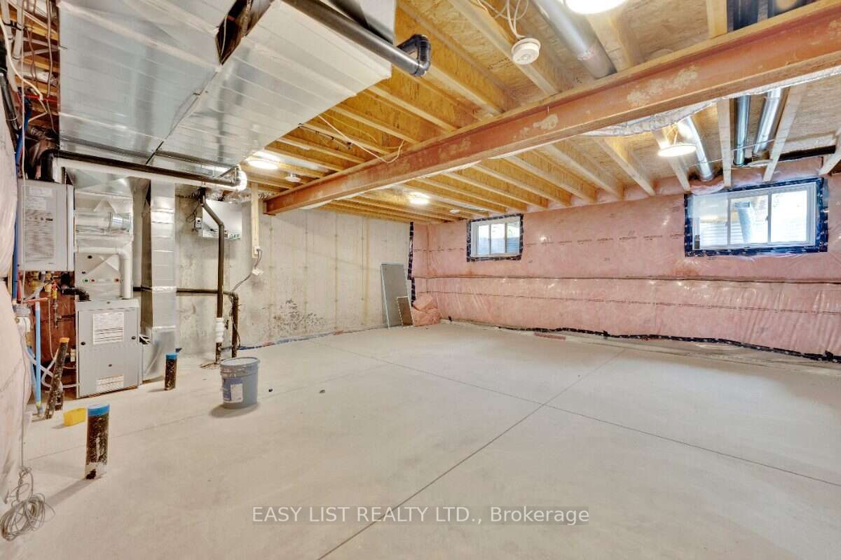 115 Ivy Crescent Property Photo 25