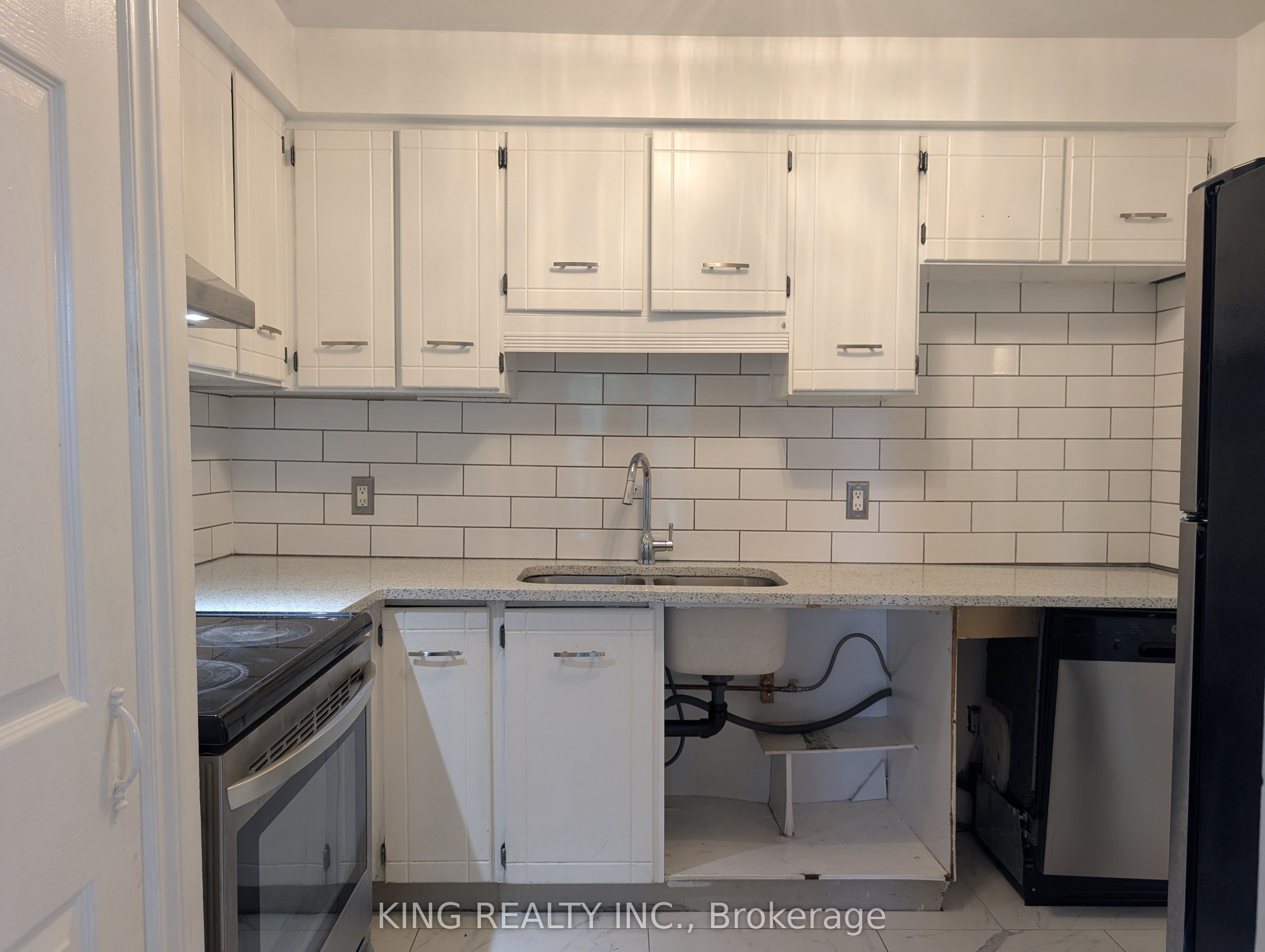 985 Limeridge Road E 7 Property Photo 8