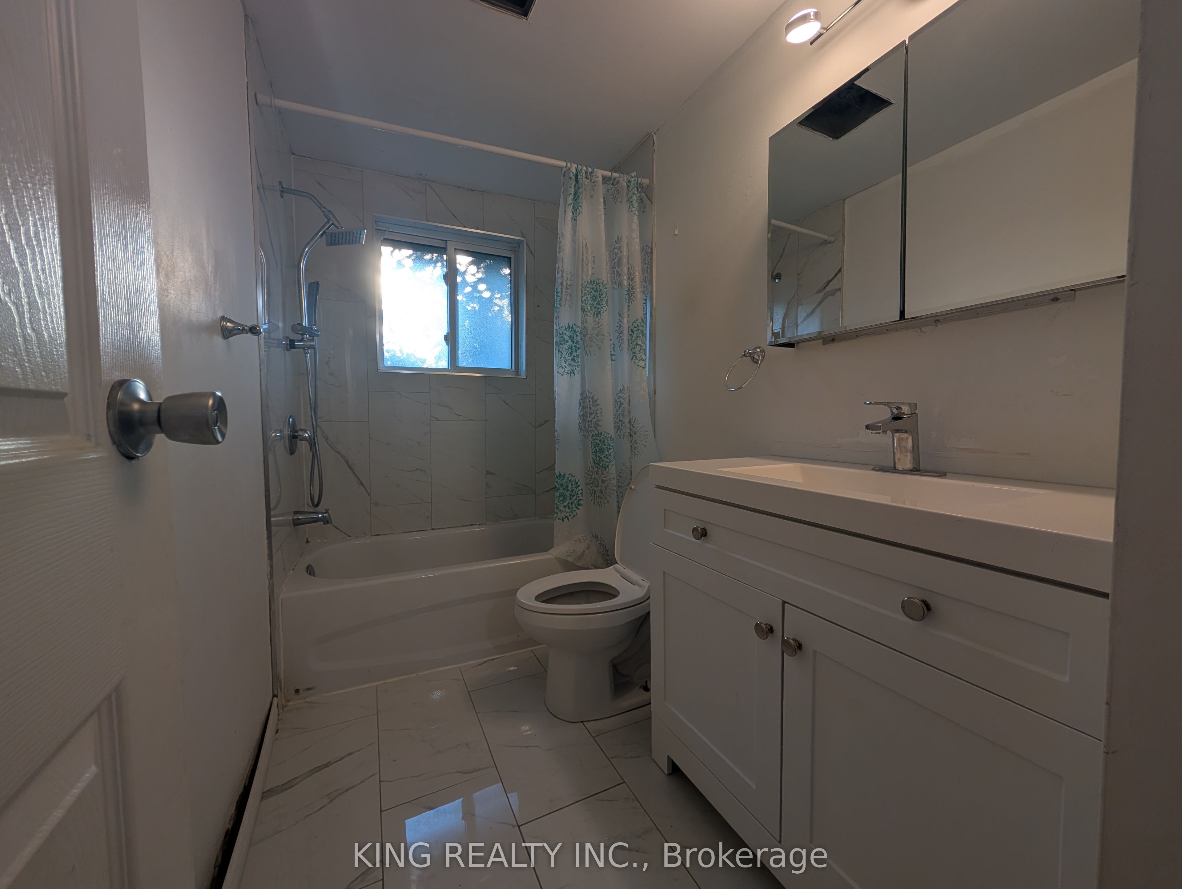 985 Limeridge Road E 7 Property Photo 14