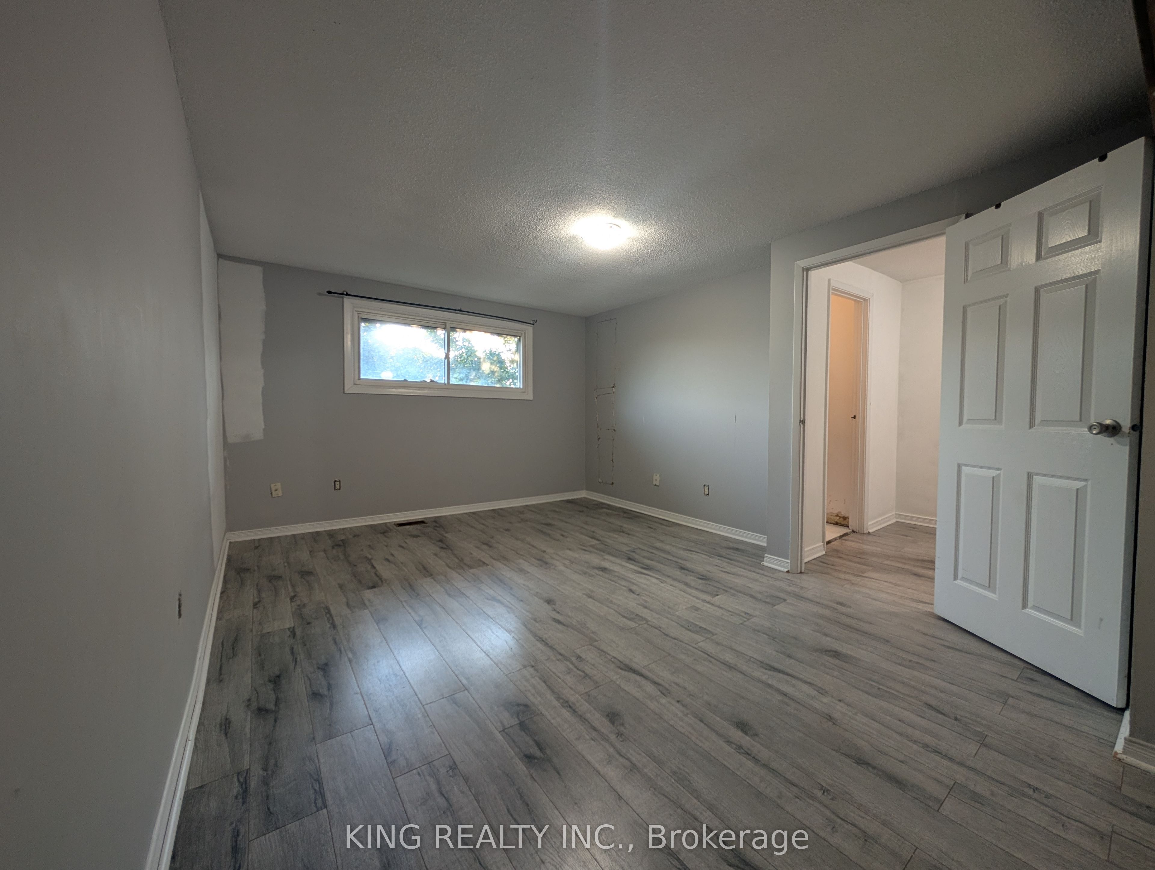 985 Limeridge Road E 7 Property Photo 15