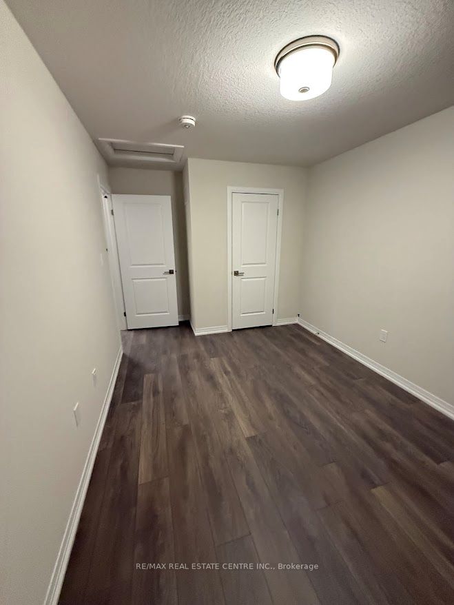660 Colborne Street W 80 Property Photo 12