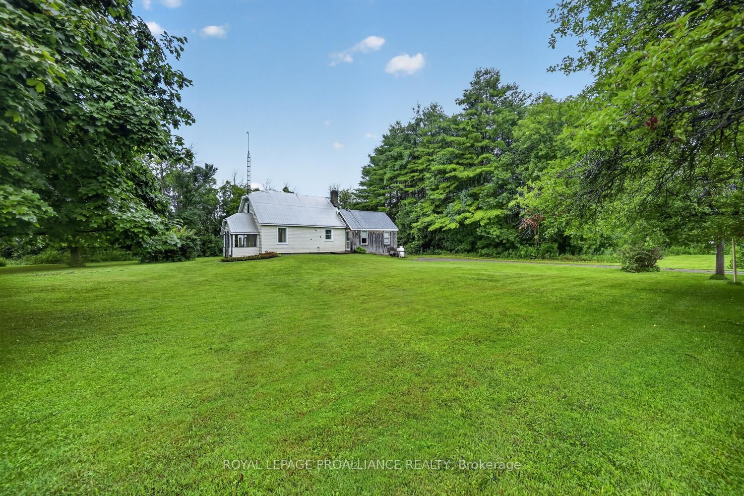 11836 Rocksprings Road Property Photo 1