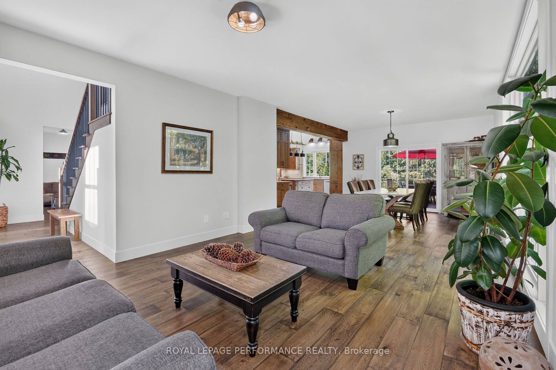 1749 Albert Leroux Road Property Photo 5