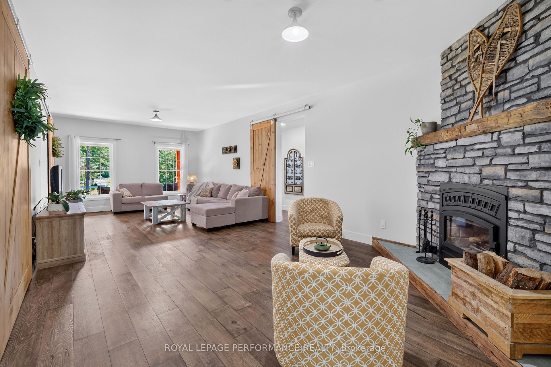 1749 Albert Leroux Road Property Photo 15