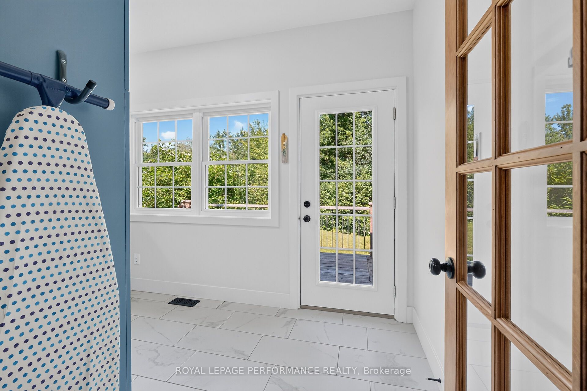 1749 Albert Leroux Road Property Photo 17