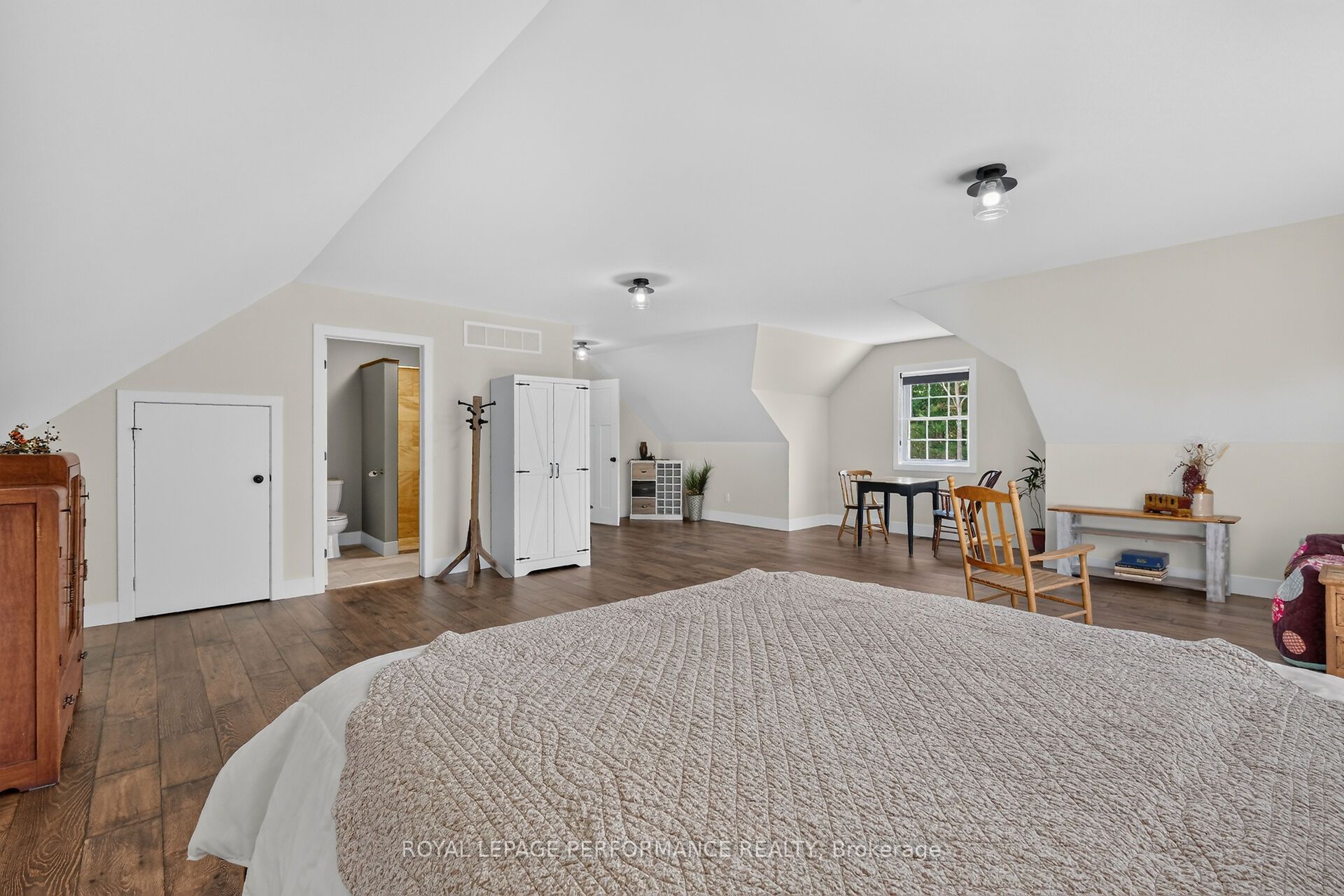 1749 Albert Leroux Road Property Photo 36