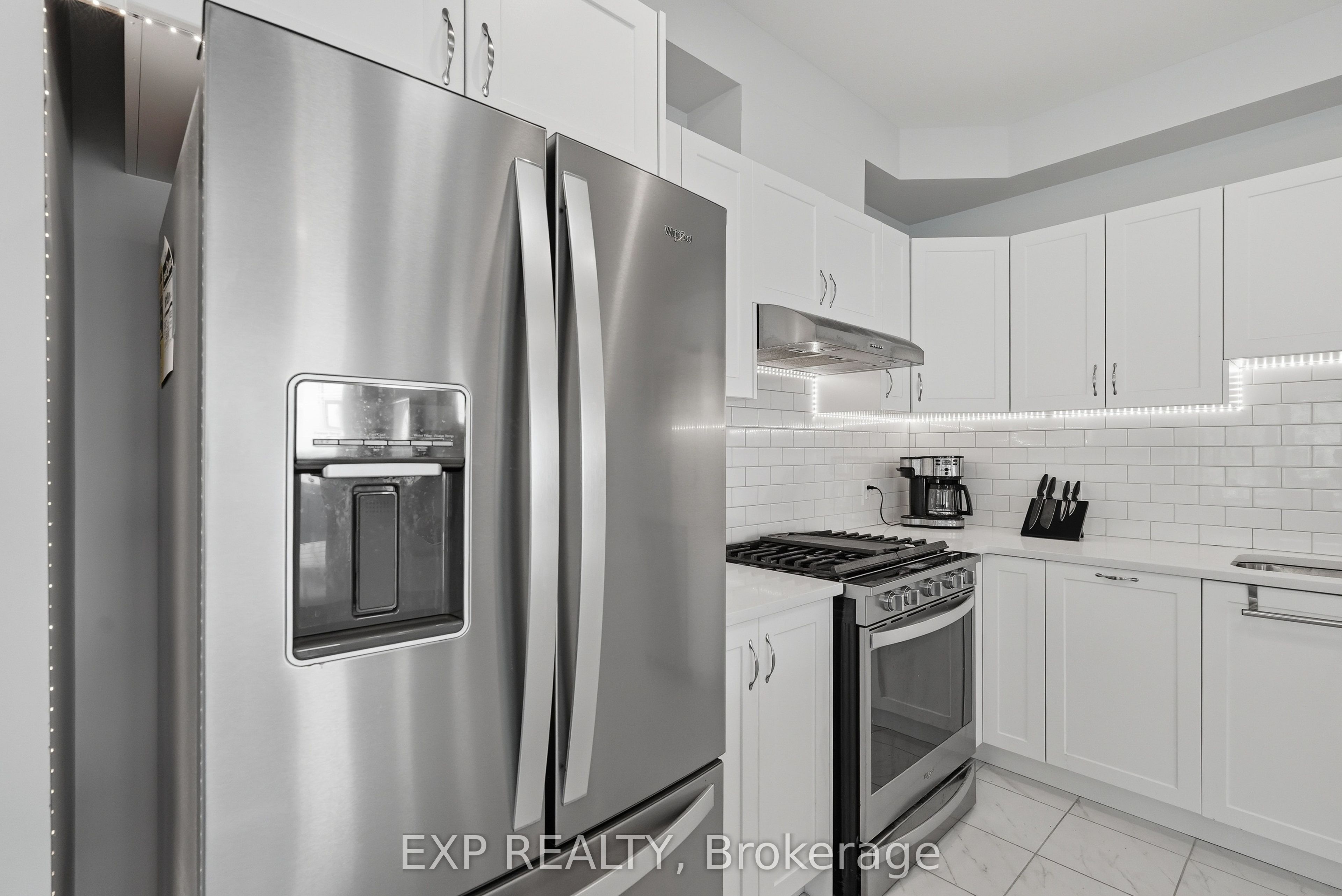 256 Billrian Crescent Property Photo 14