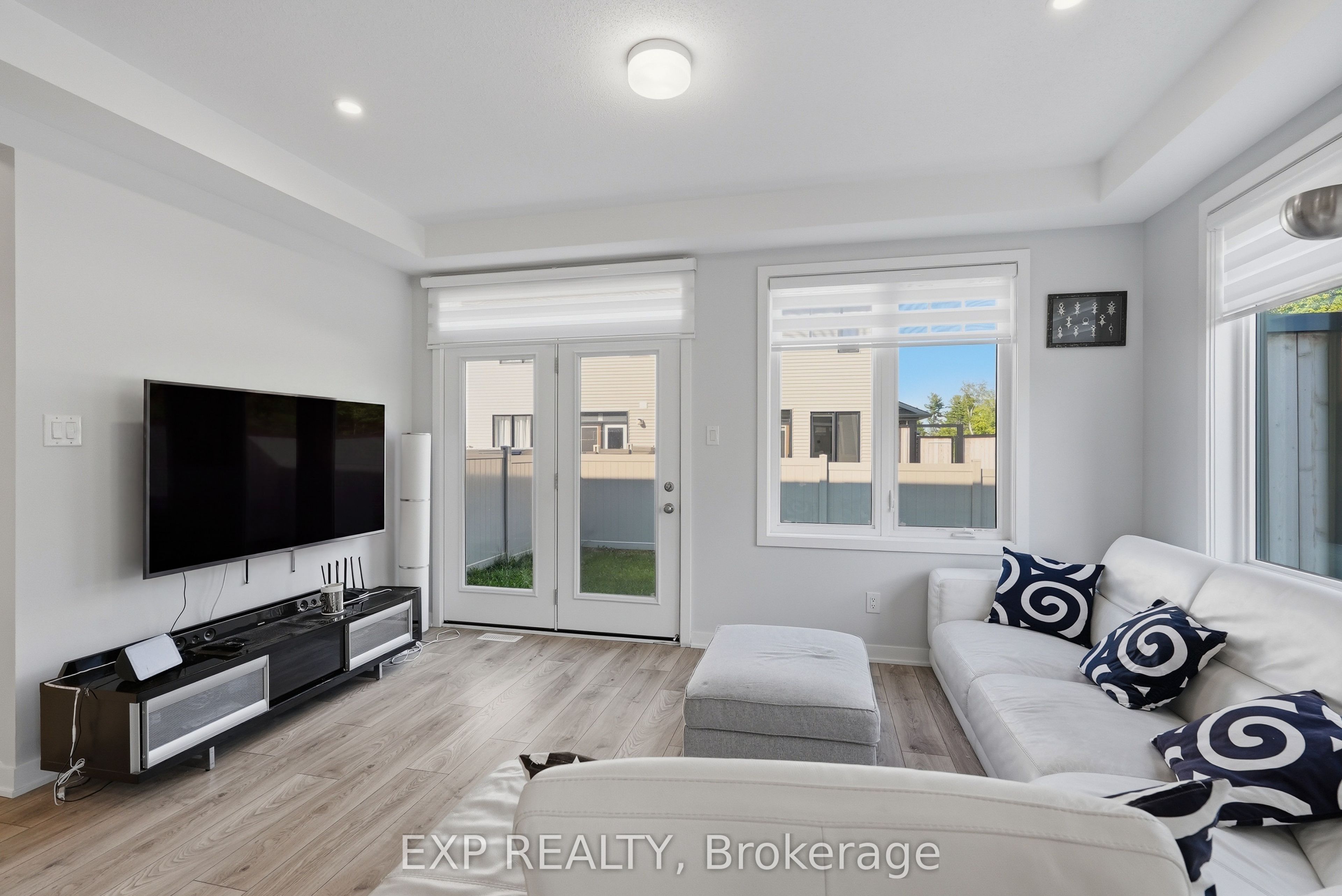 256 Billrian Crescent Property Photo 17