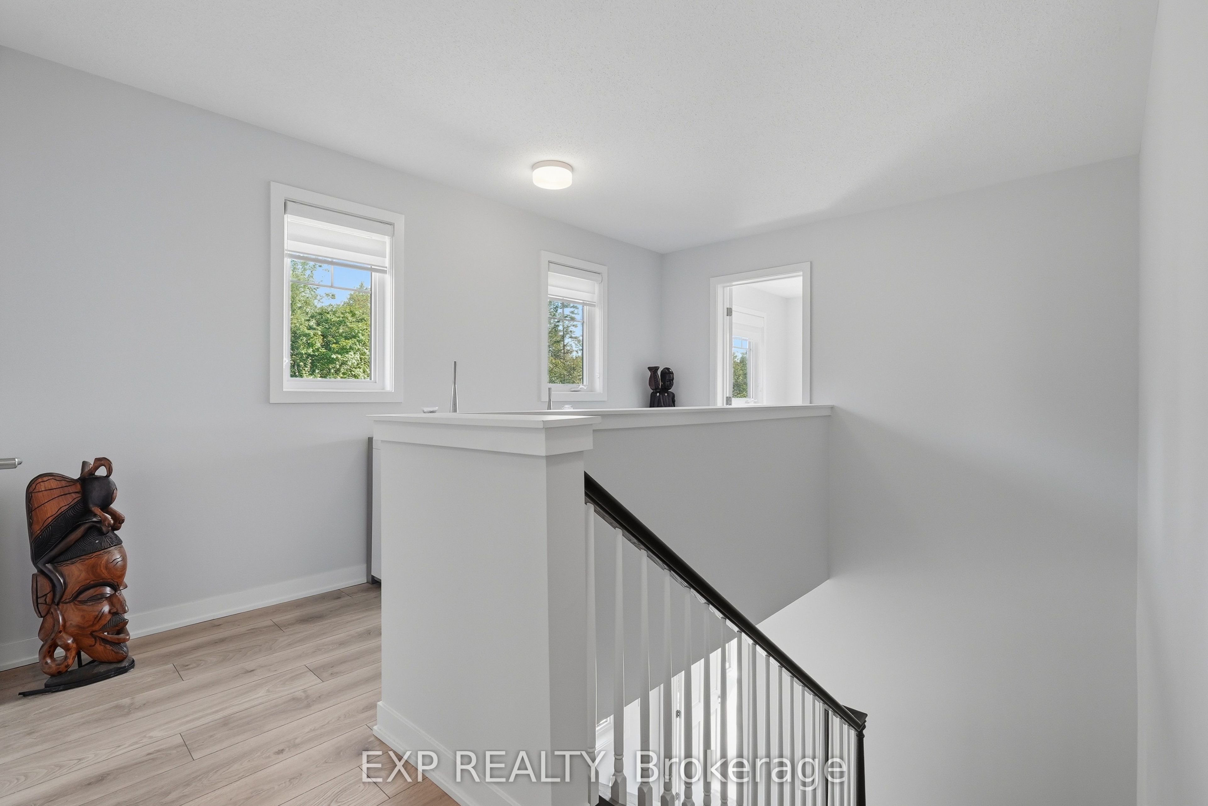 256 Billrian Crescent Property Photo 20