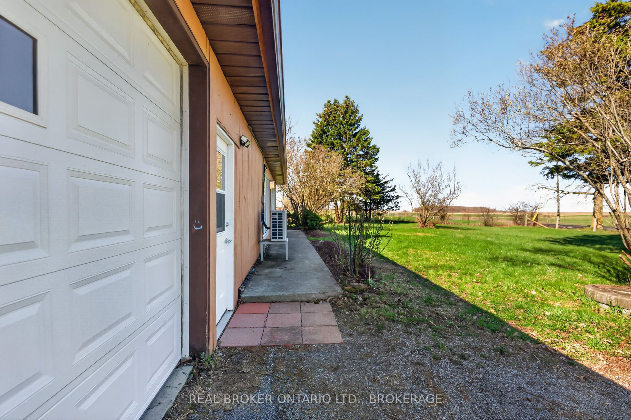 2268 Mcintyre Road Property Photo 4