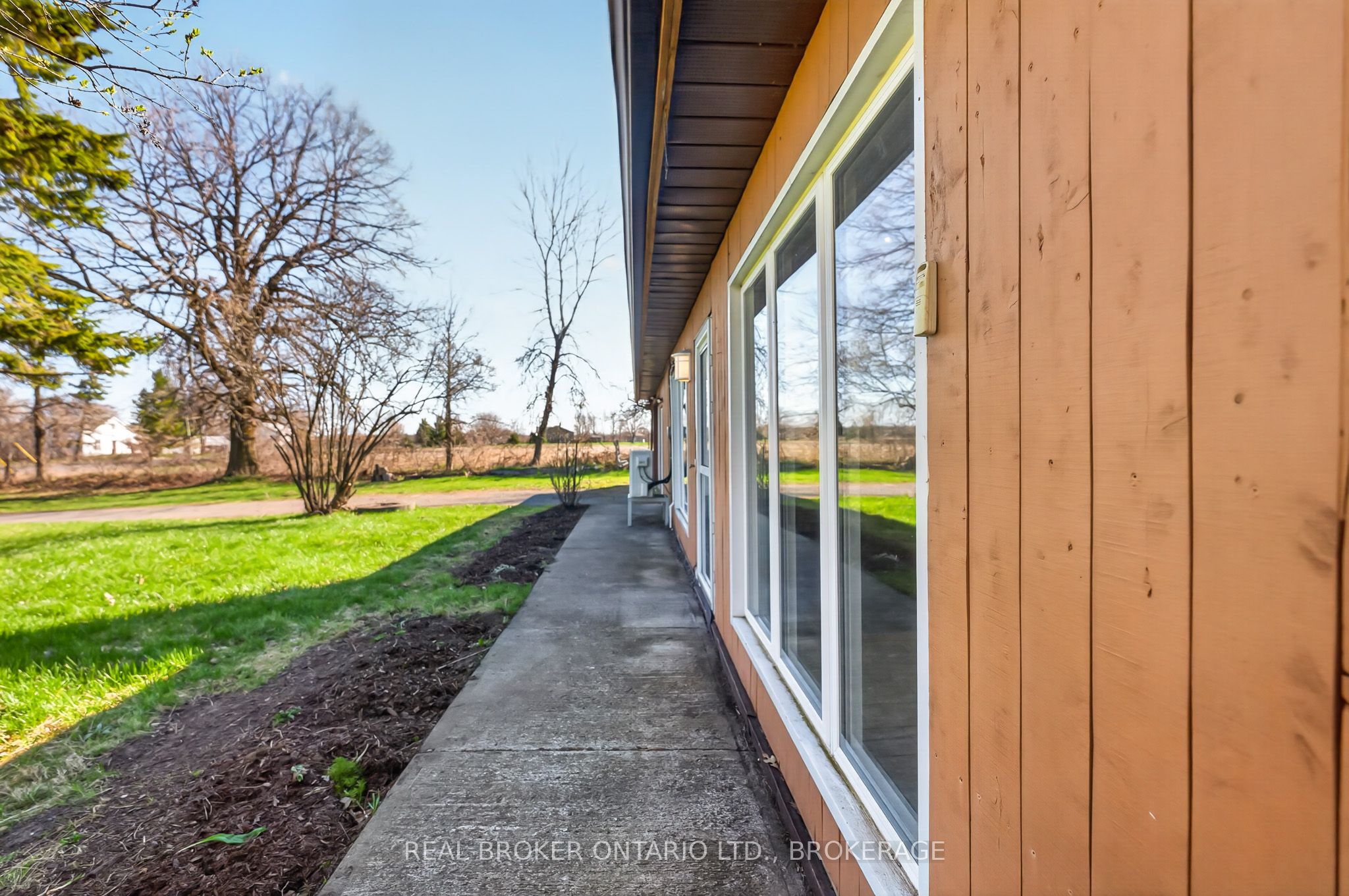 2268 Mcintyre Road Property Photo 5