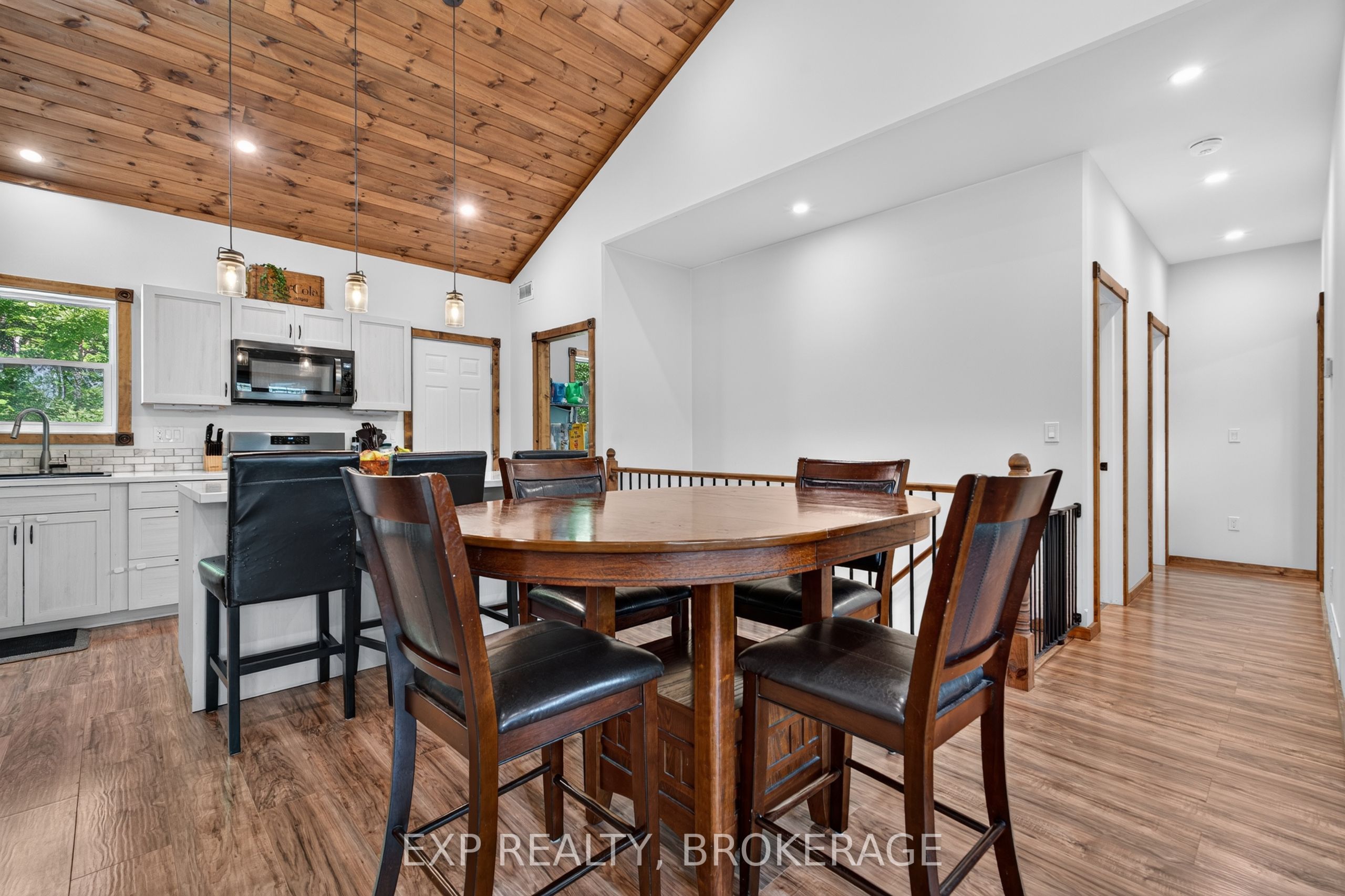 1020 Hill Road Property Photo 13