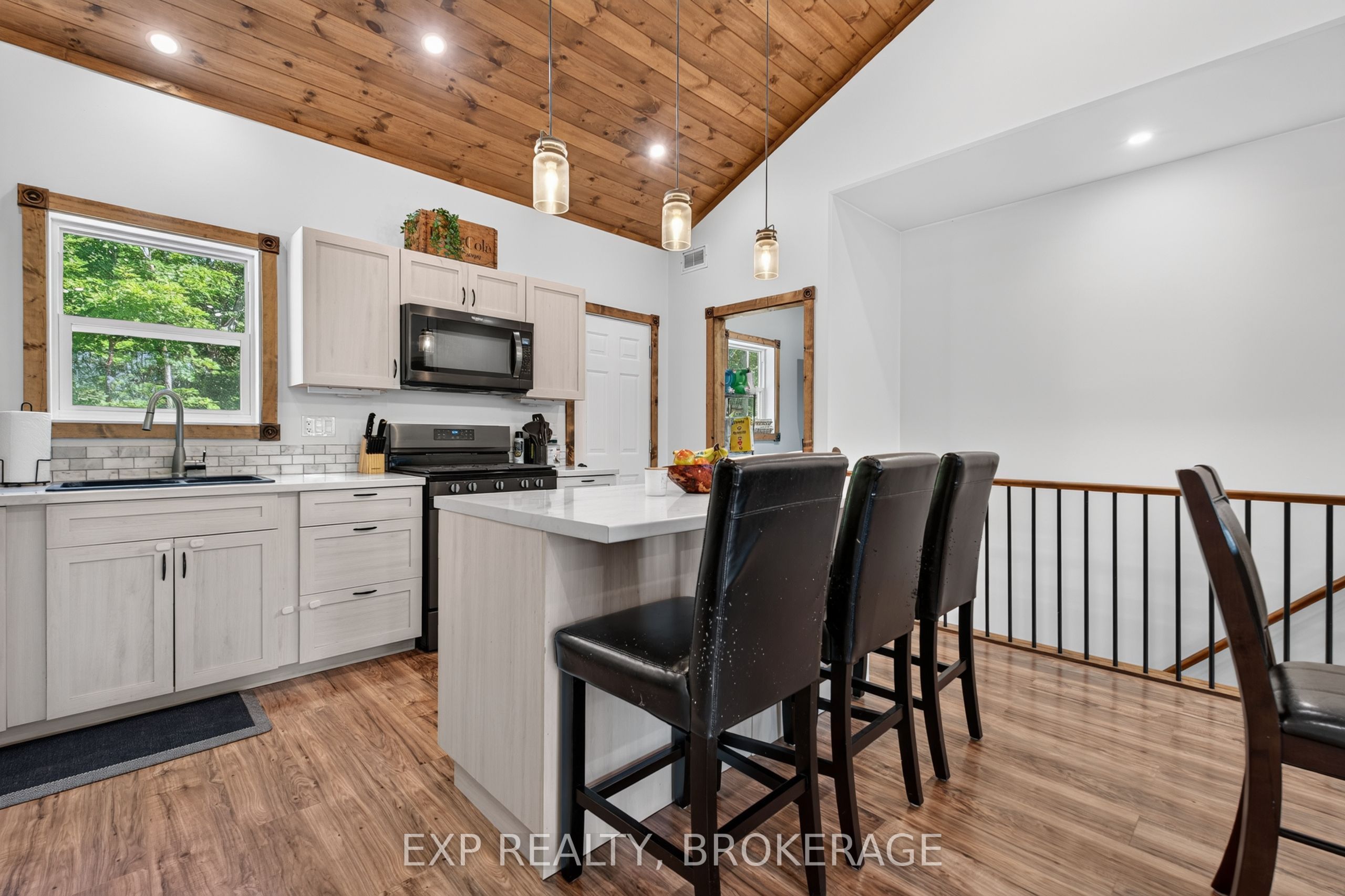 1020 Hill Road Property Photo 17