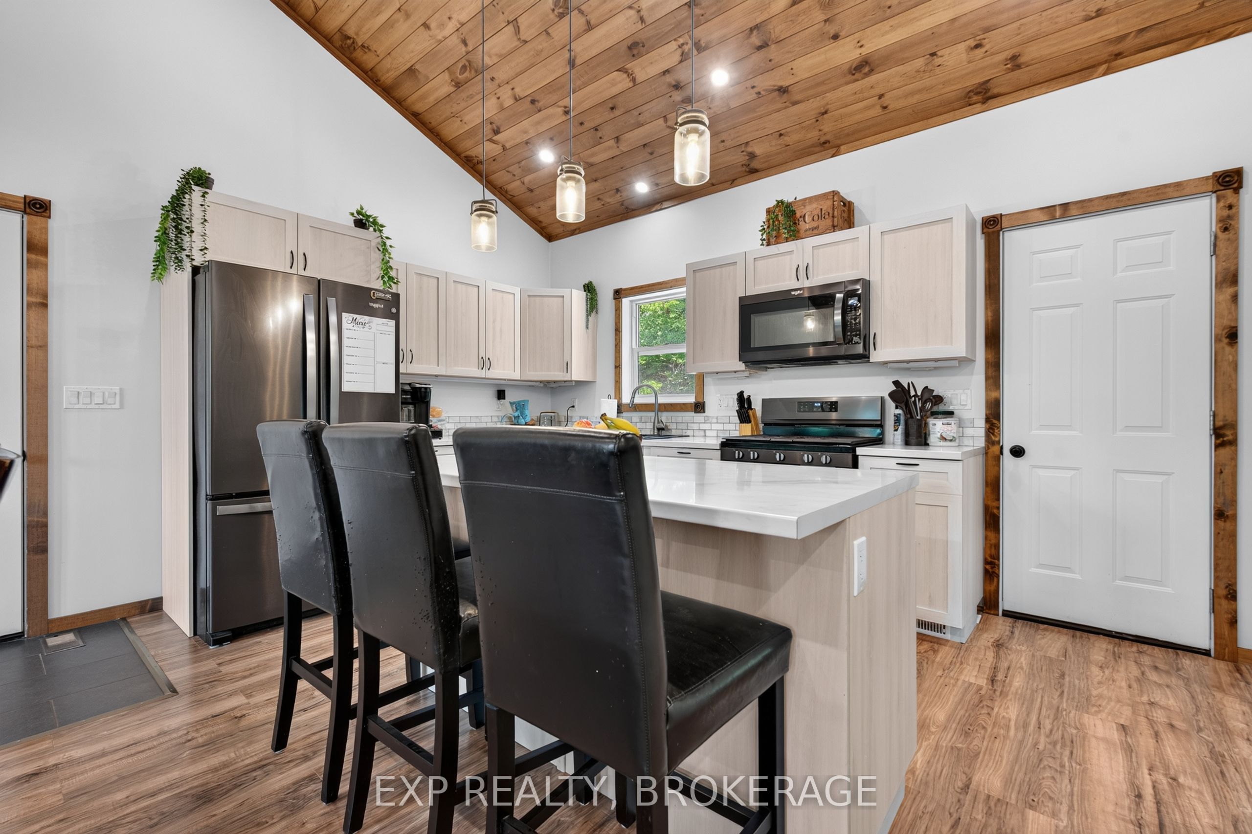 1020 Hill Road Property Photo 18