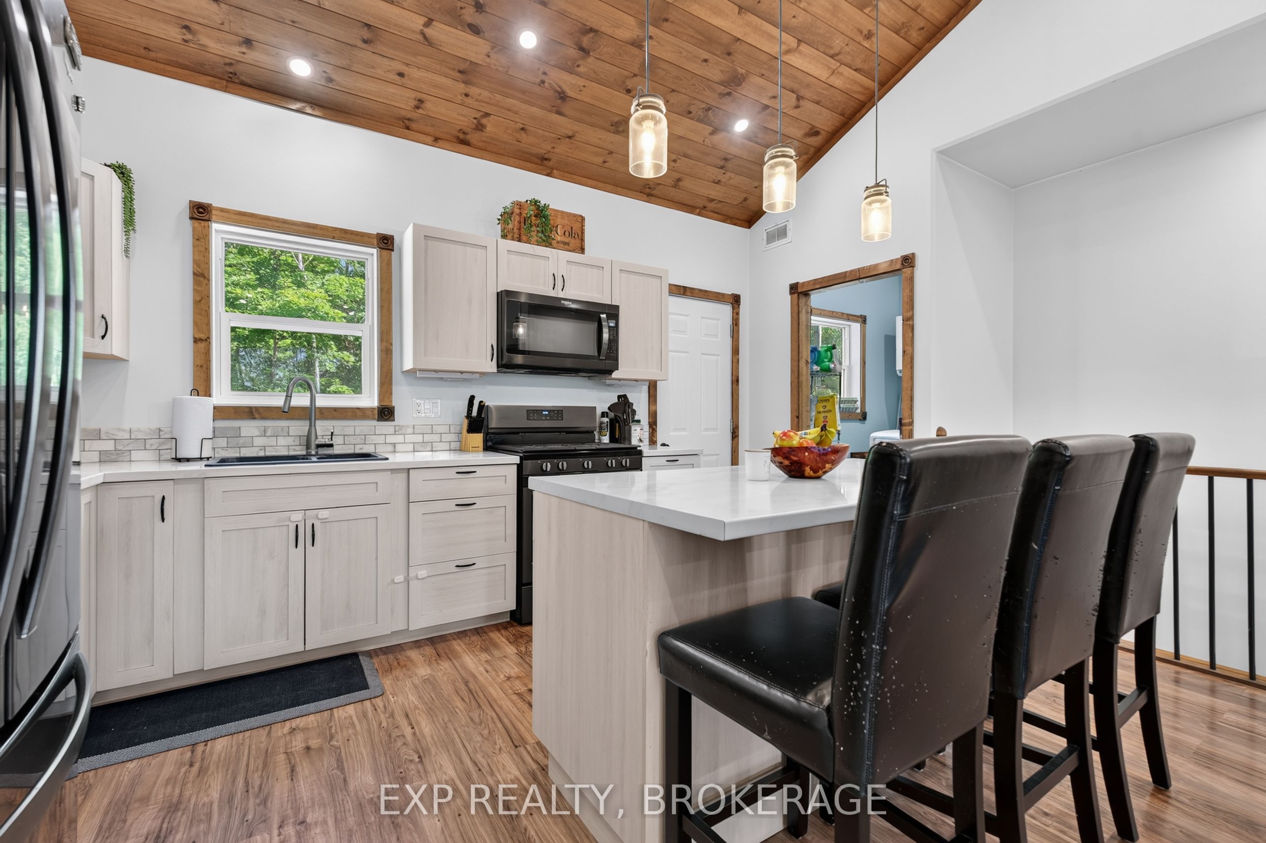 1020 Hill Road Property Photo 22