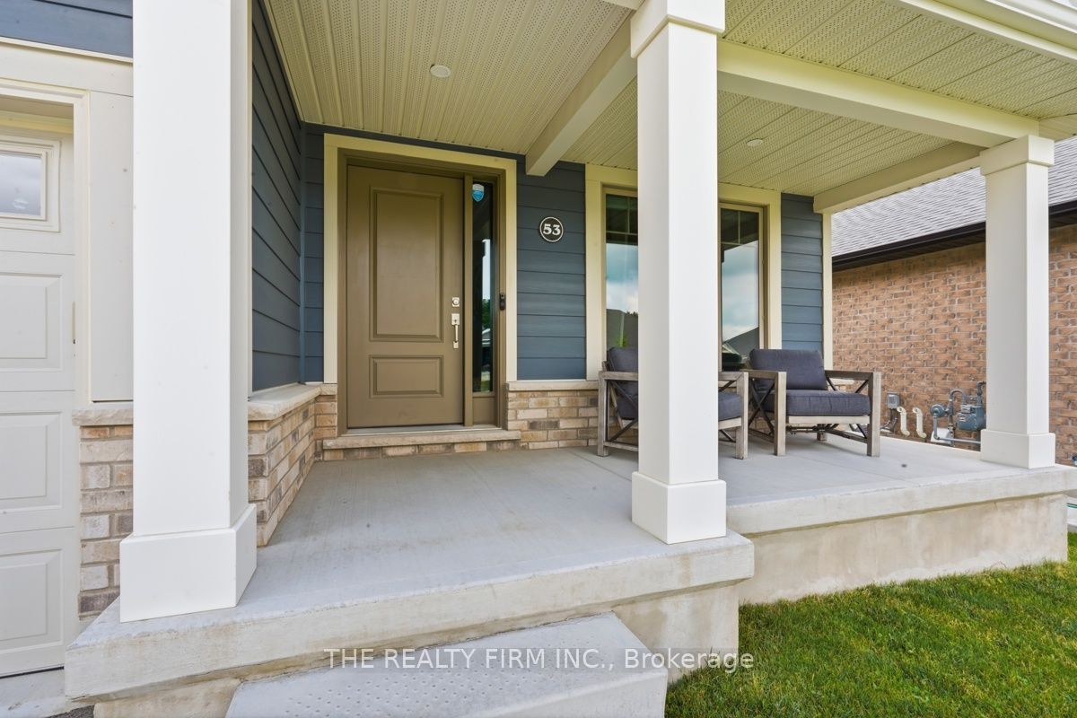 53 Ashberry Place Property Photo 7