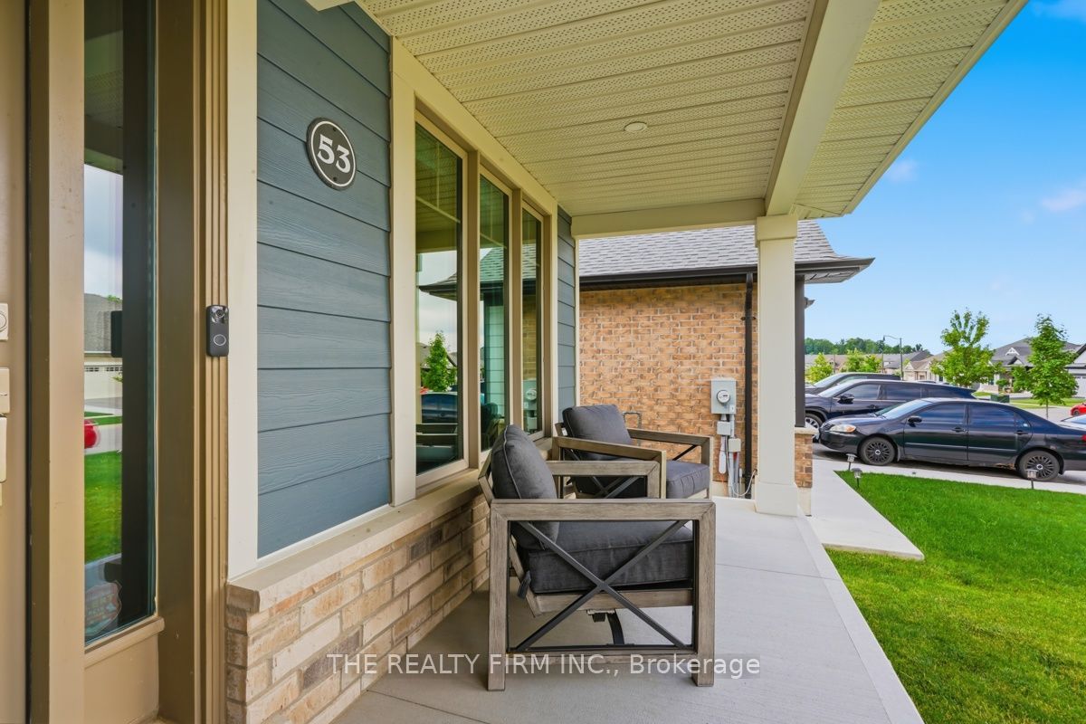 53 Ashberry Place Property Photo 8