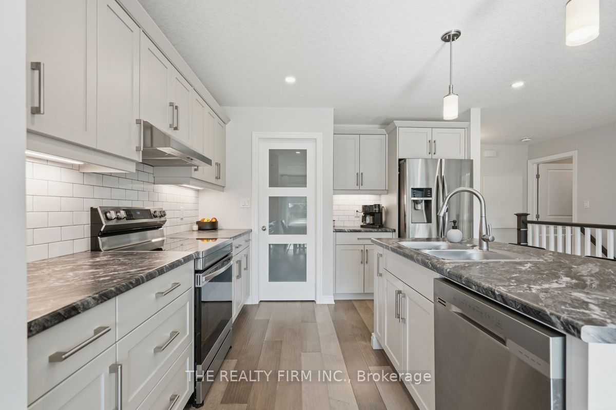 53 Ashberry Place Property Photo 16