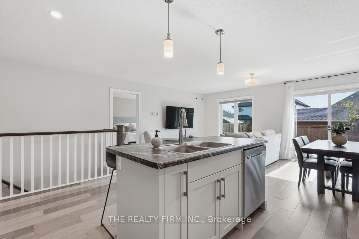 53 Ashberry Place Property Photo 19
