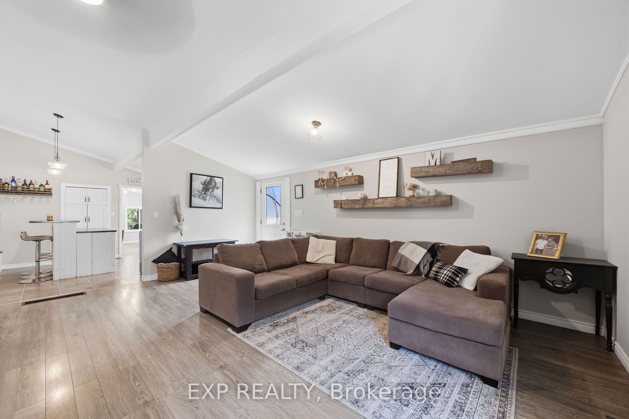 250 Orchard Avenue Property Photo 14