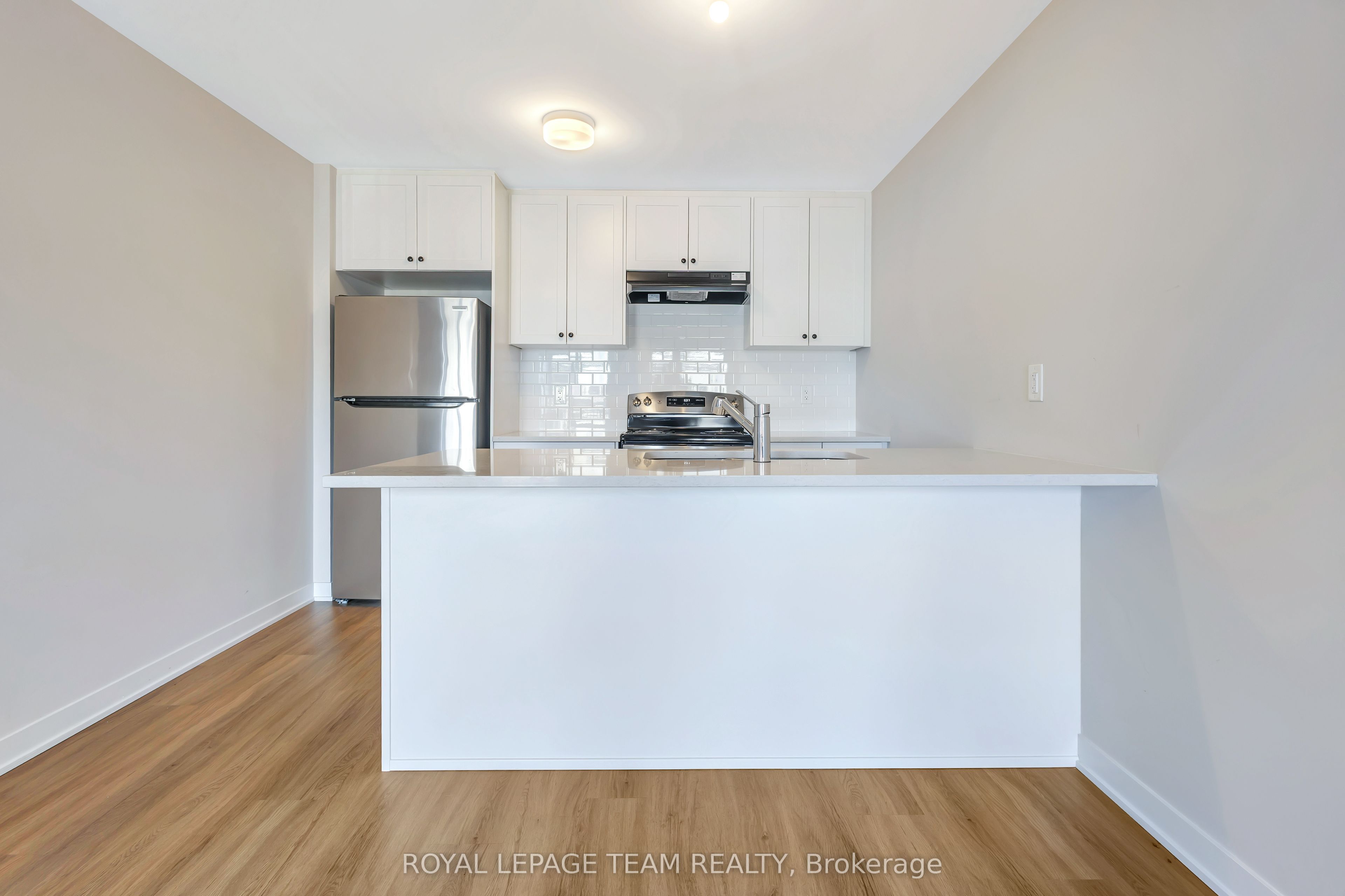 204 Lillian Freiman Private Property Photo 5