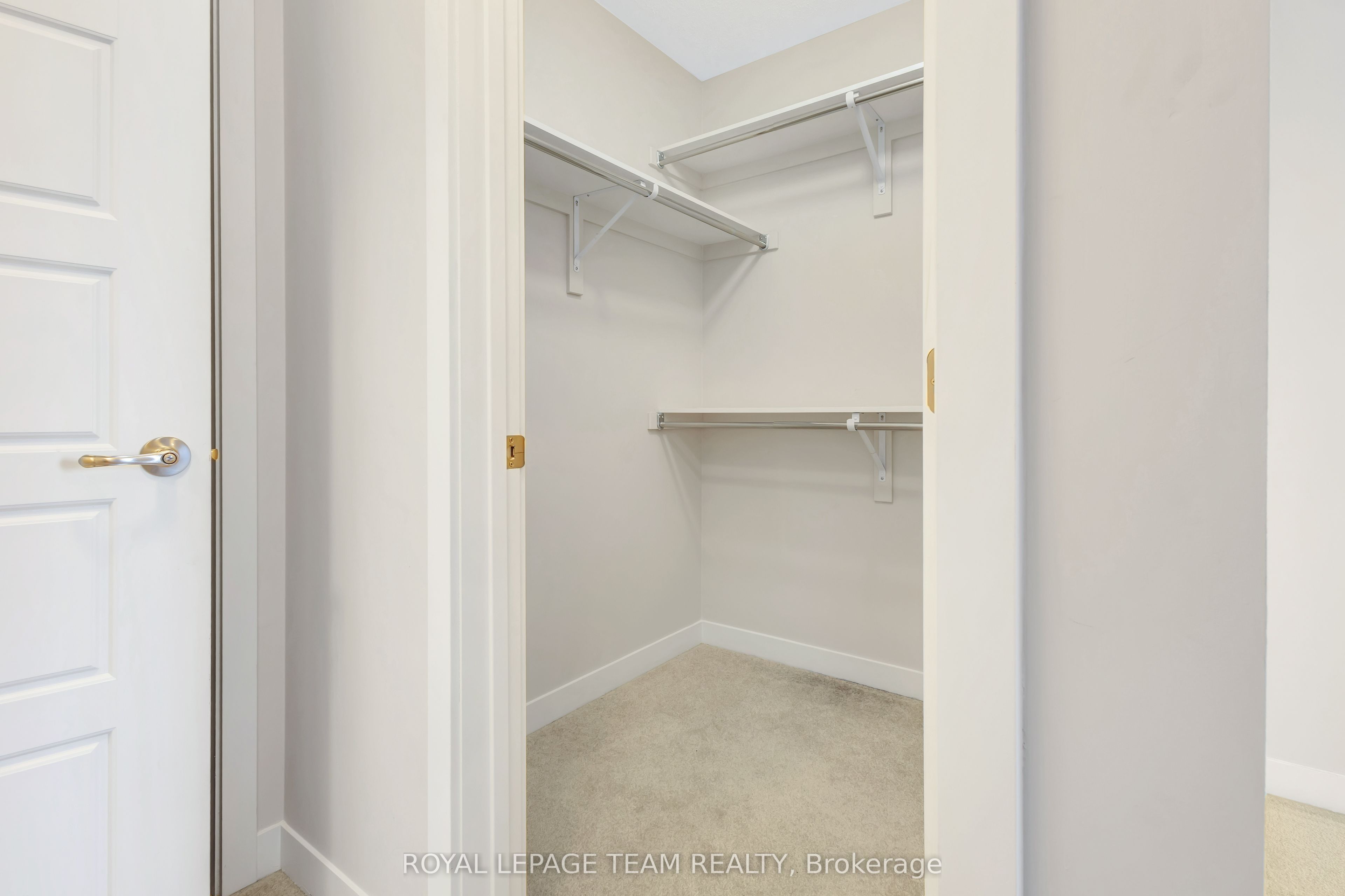 204 Lillian Freiman Private Property Photo 12