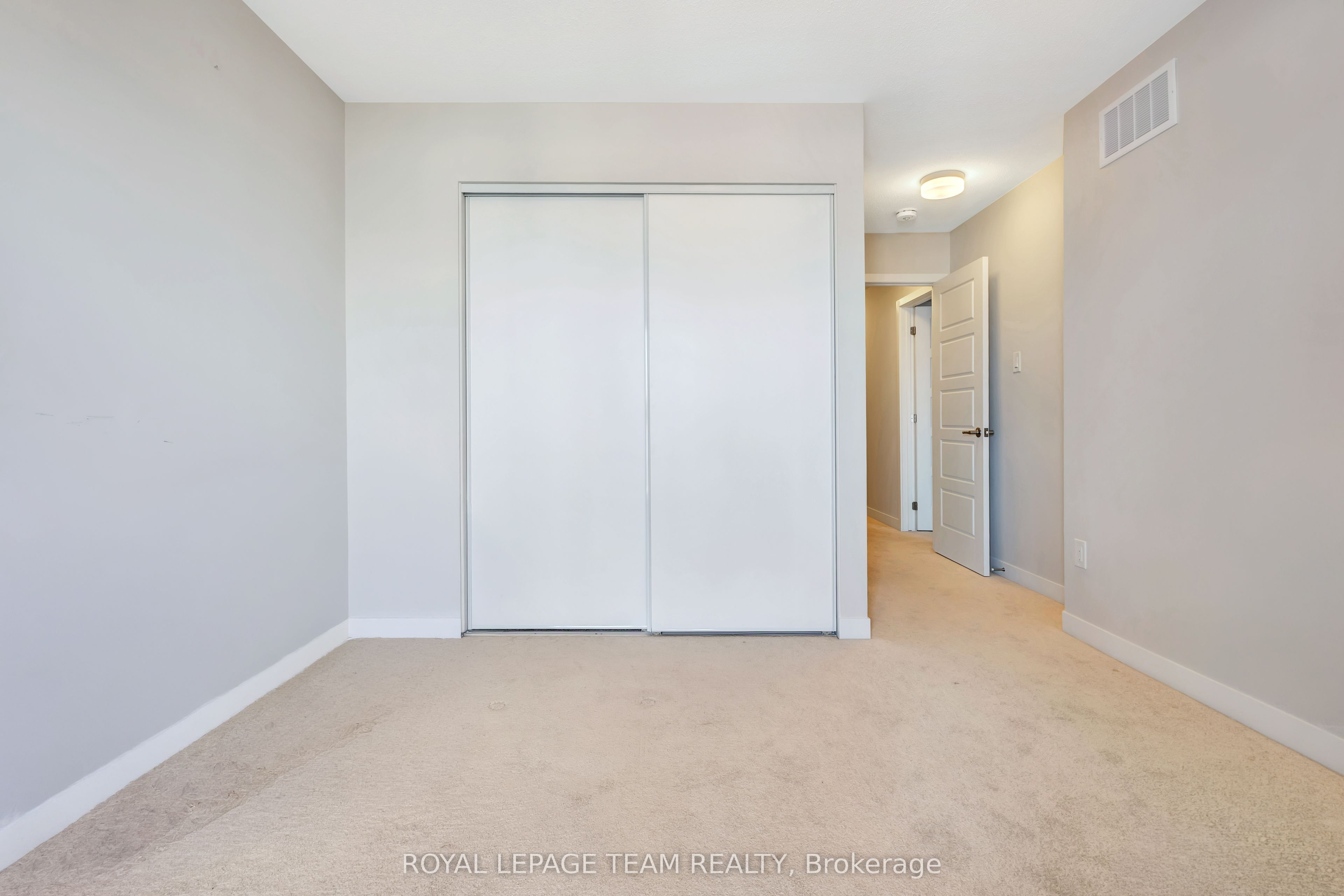 204 Lillian Freiman Private Property Photo 15