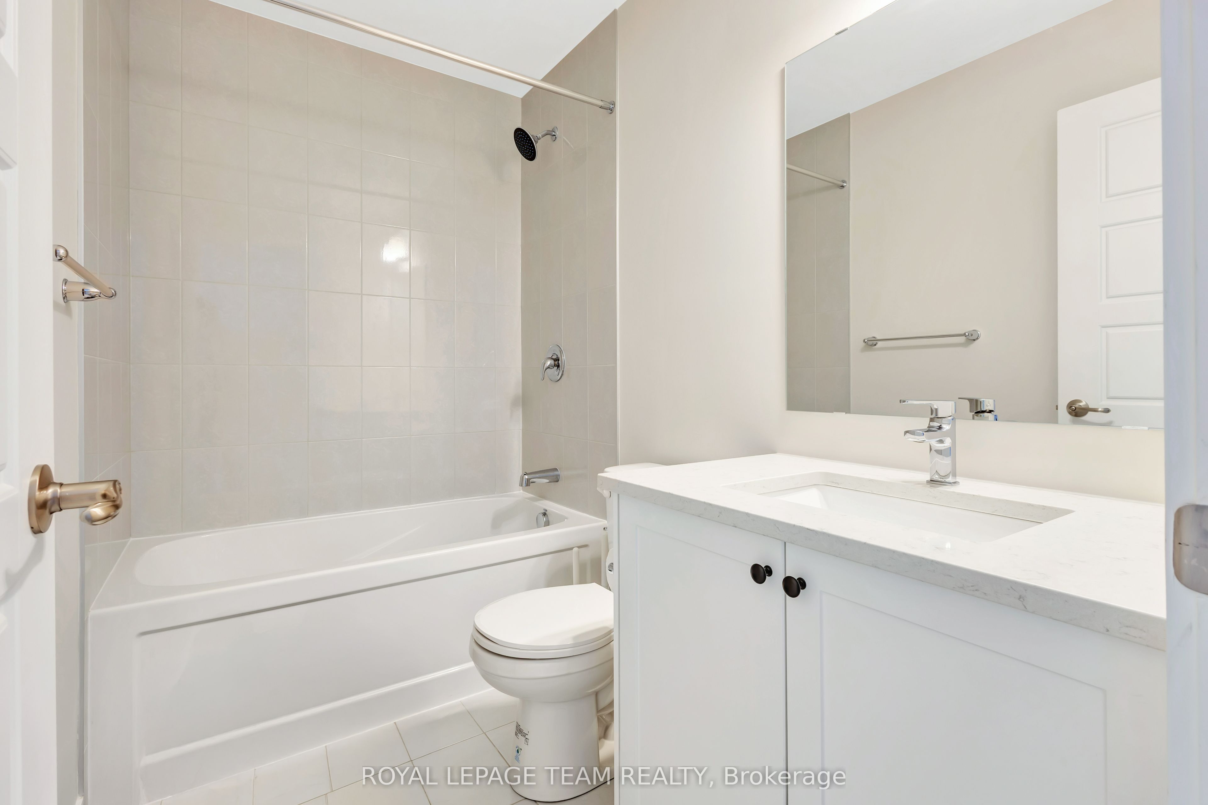 204 Lillian Freiman Private Property Photo 17